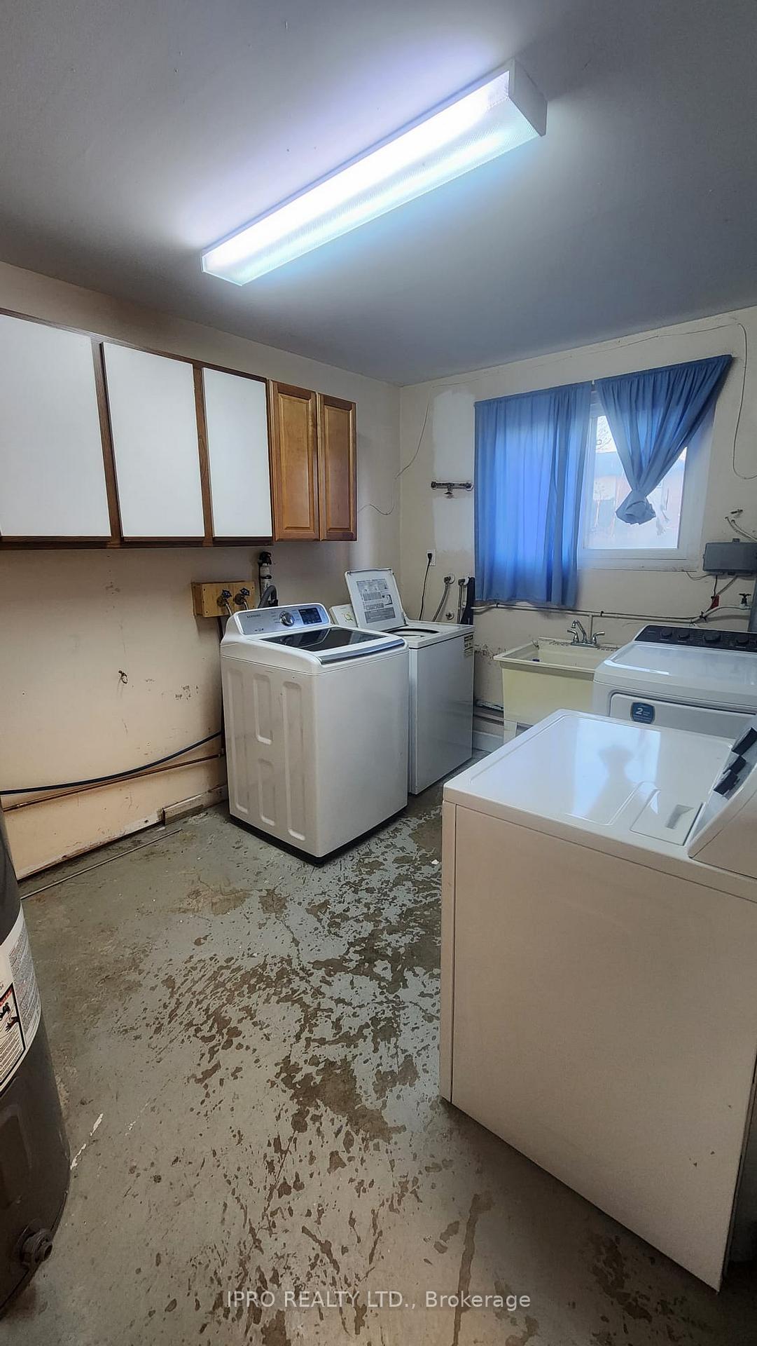 Photo 16 of Unit 2, 295 Dwight Avenue E, Oshawa, Lakeview — HOMEH