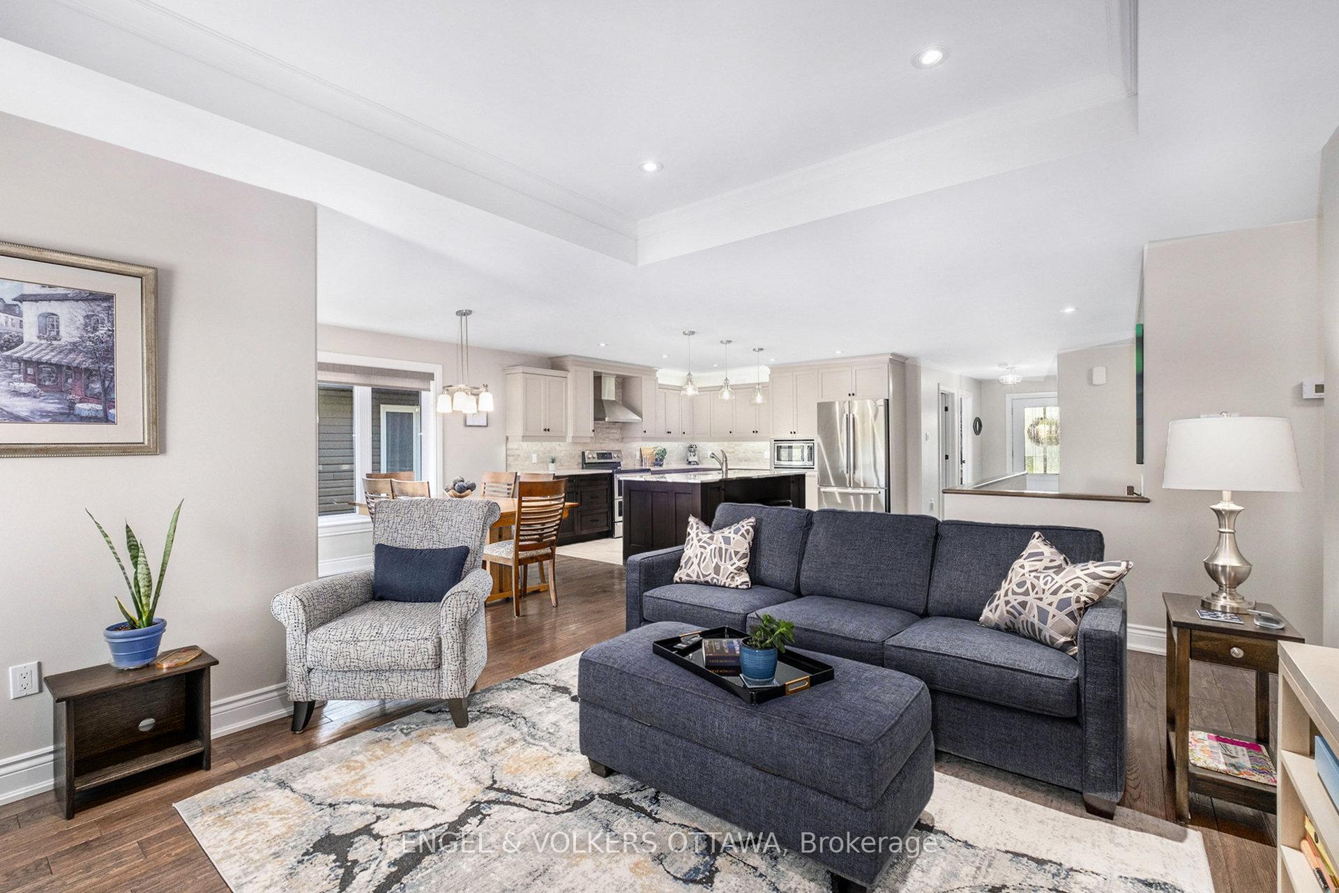 Photo 7 of 93 Otteridge Avenue, Renfrew — HOMEH