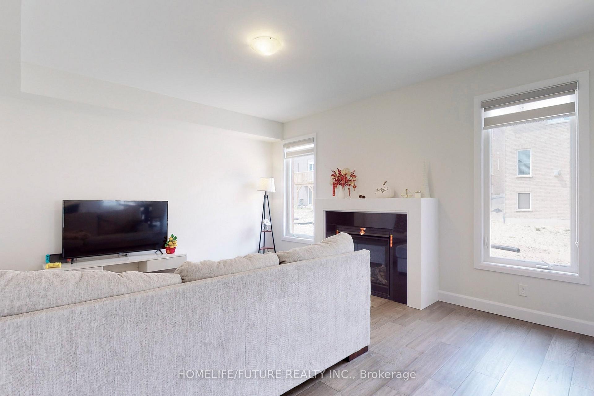 Photo 6 of 536 Clayton Avenue, Peterborough, Monaghan Ward 2 — HOMEH