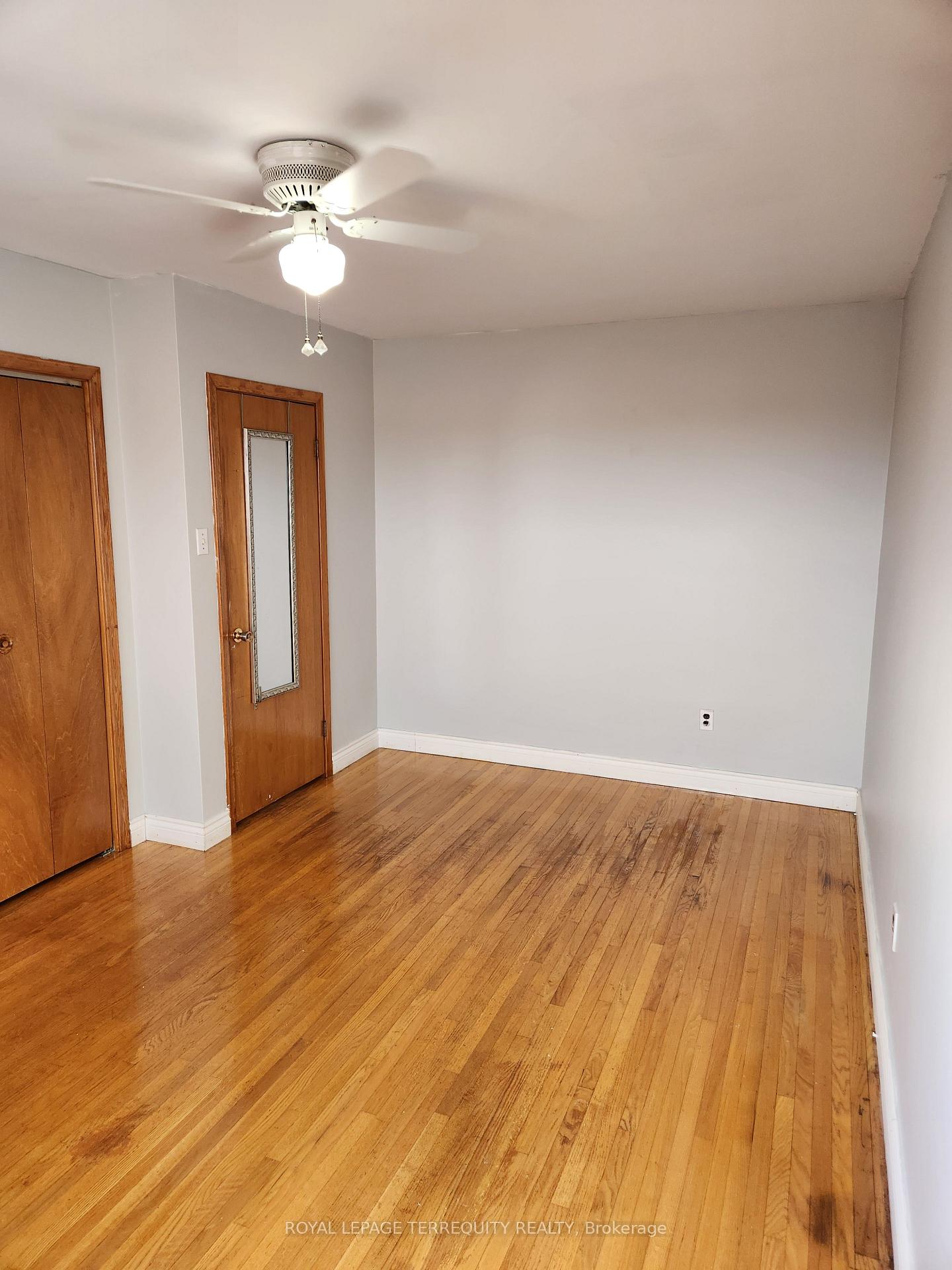 Photo 9 of 1272 Edmison Drive, Peterborough, Northcrest Ward 5 — HOMEH