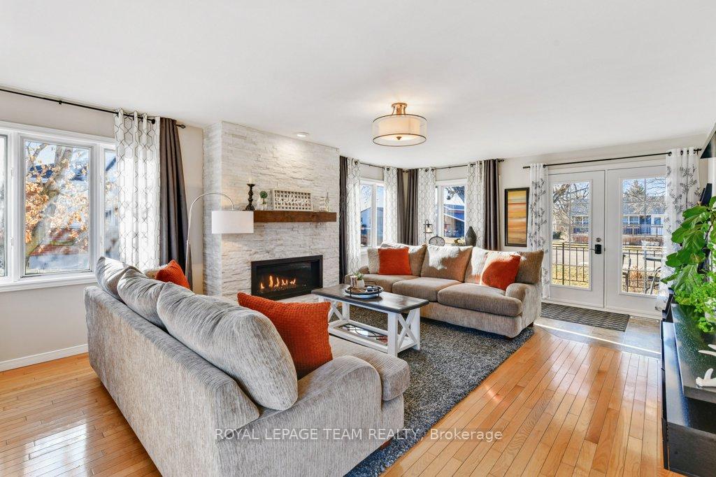 Photo 15 of 127 Grant Boulevard, Renfrew — HOMEH