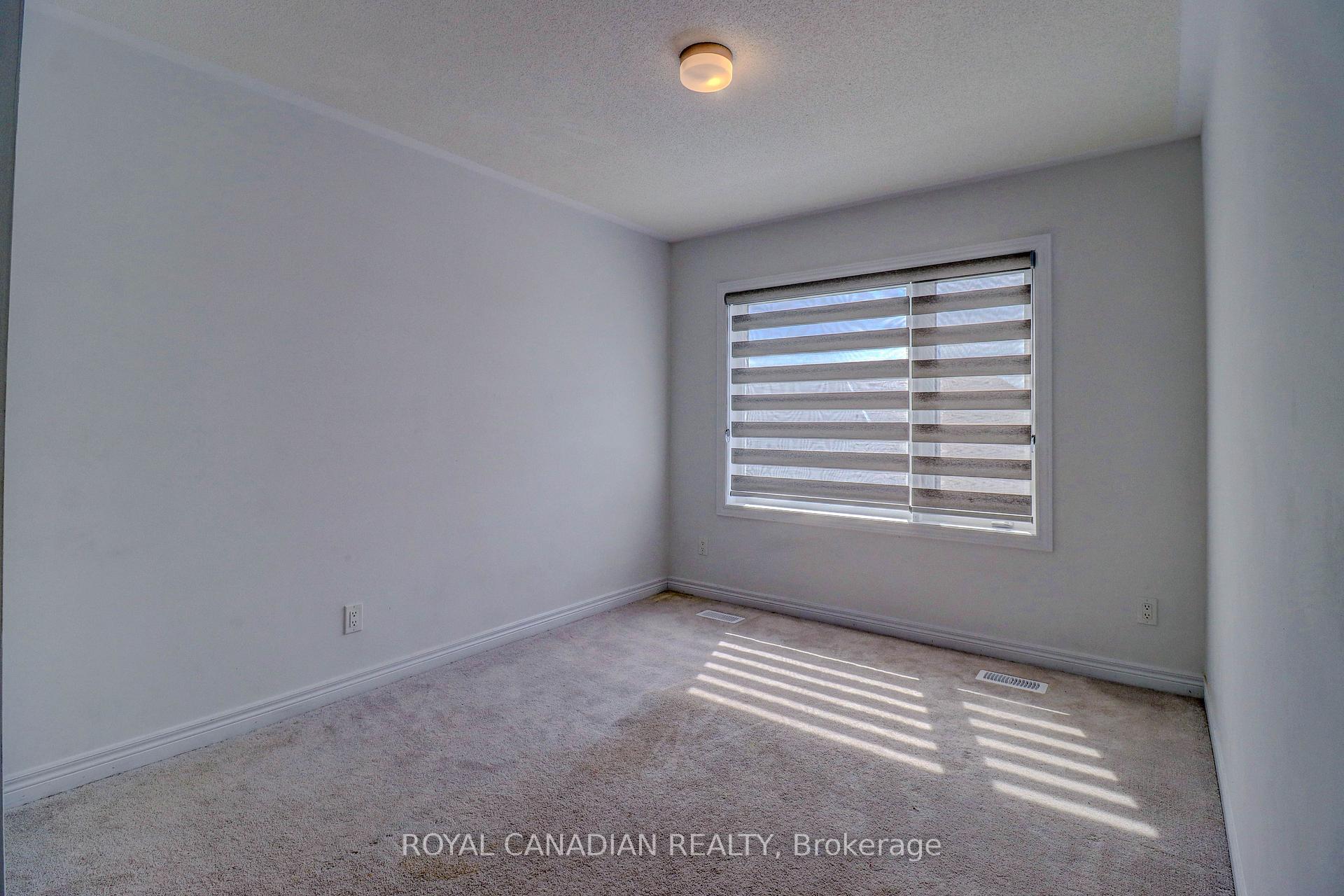 Photo 15 of 2015 Verne Bowen Street, Oshawa, Kedron — HOMEH