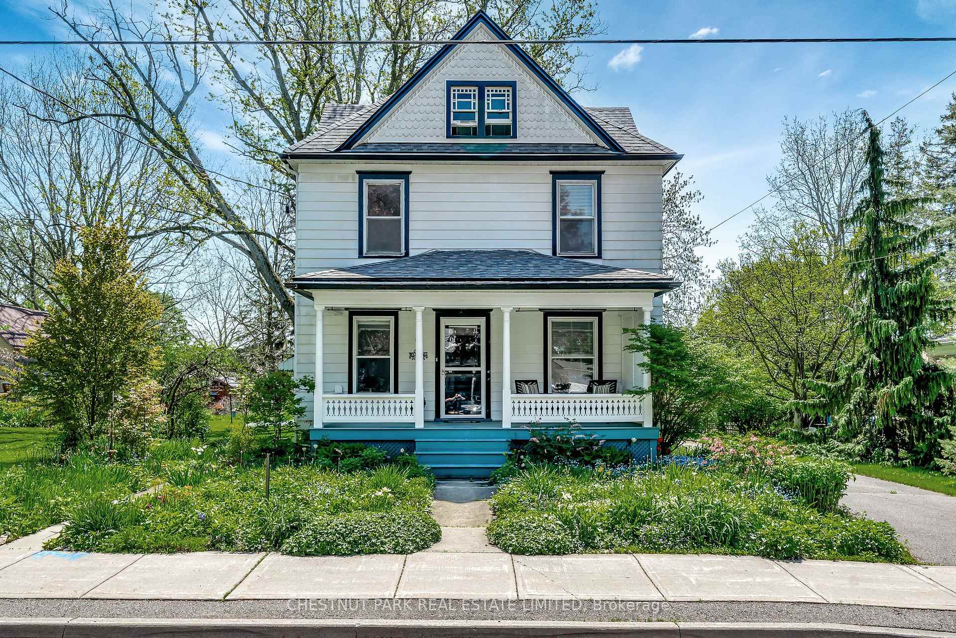 Photo 1 of 8 Queen Street, Prince Edward County, Picton Ward — HOMEH