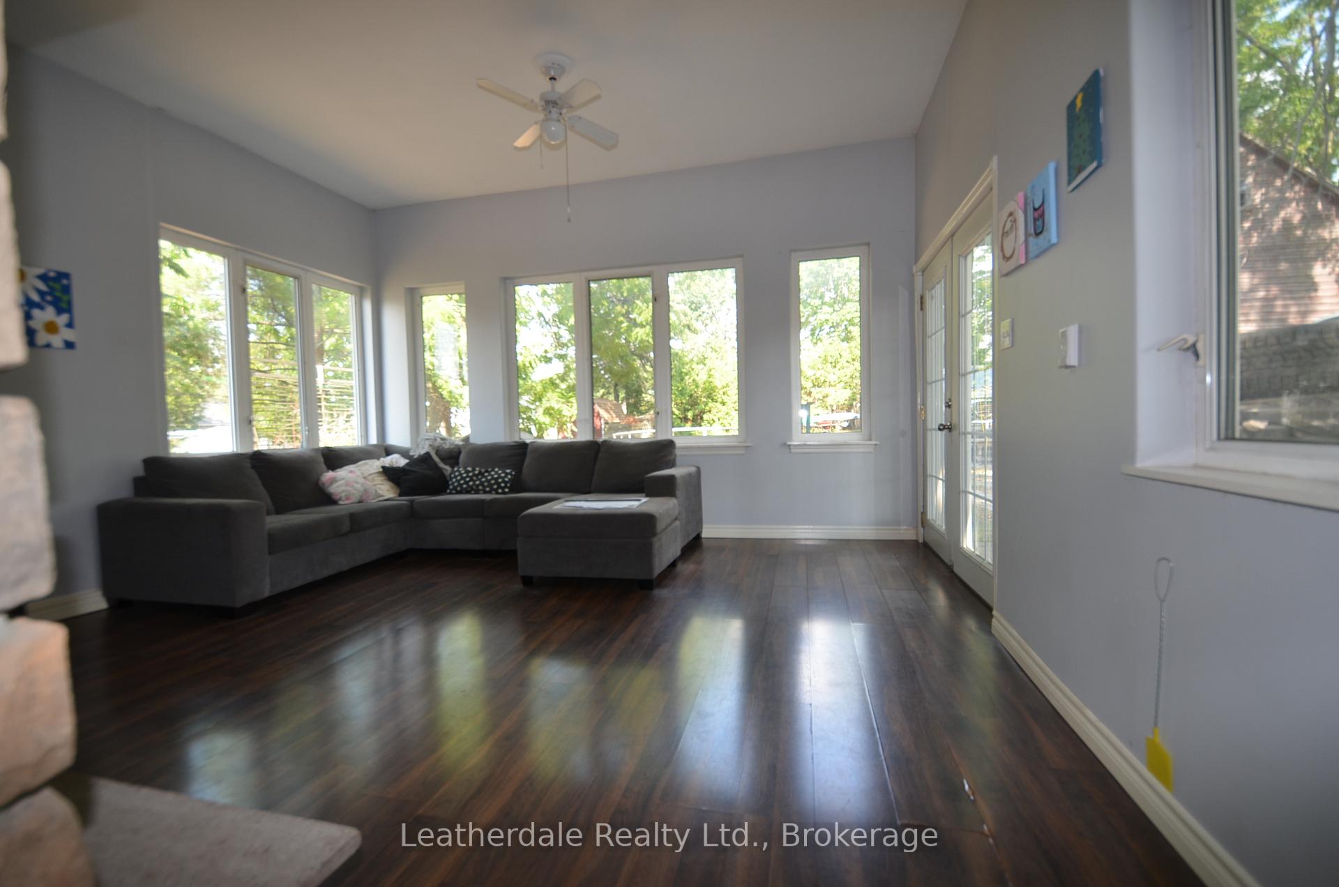 Photo 10 of 2347 Highway 12, Ramara, Brechin — HOMEH