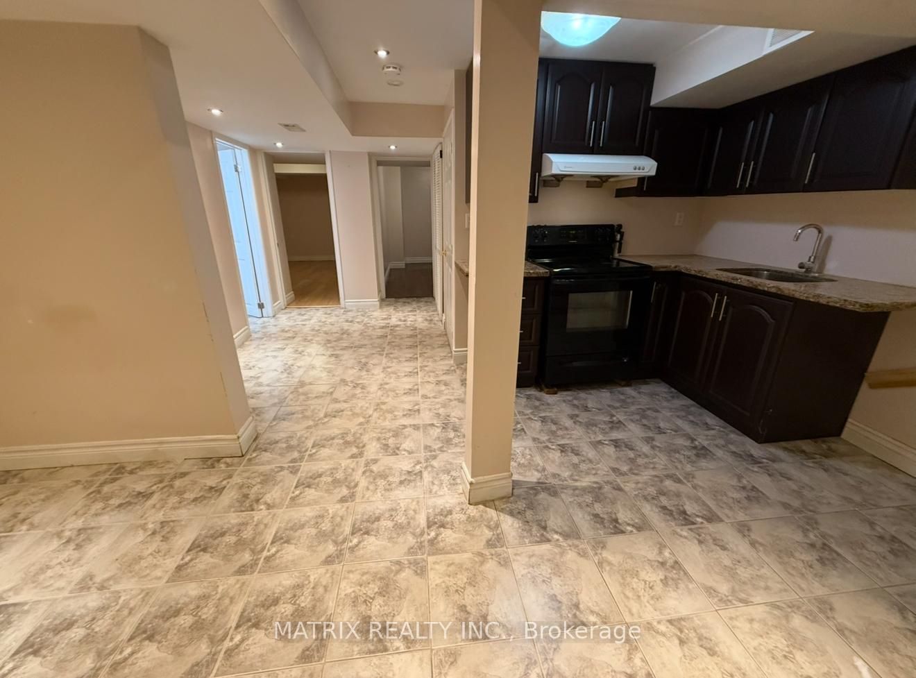 Photo 7 of 1616 Middleton Street, Pickering, Brock Ridge — HOMEH