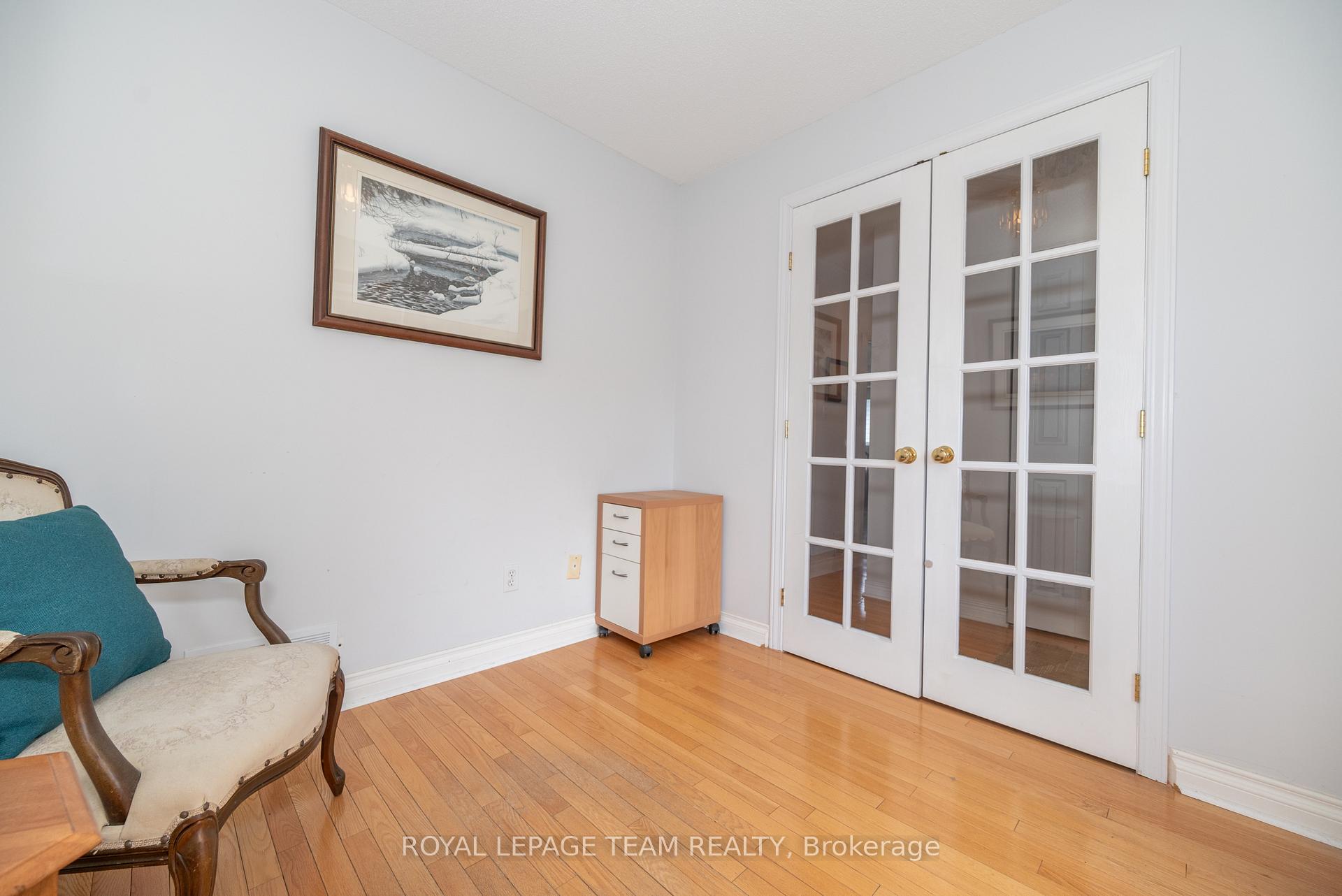 Photo 16 of 807 Kedrosky Drive, Renfrew — HOMEH