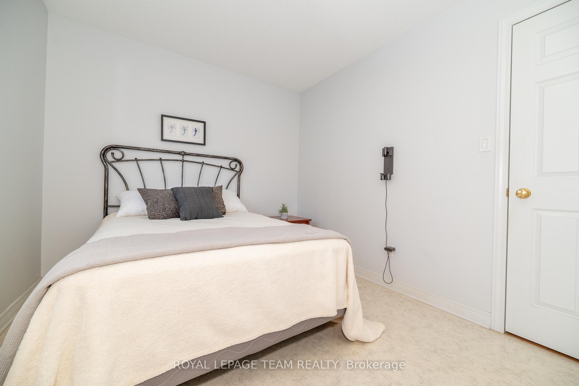 Photo 23 of 807 Kedrosky Drive, Renfrew — HOMEH