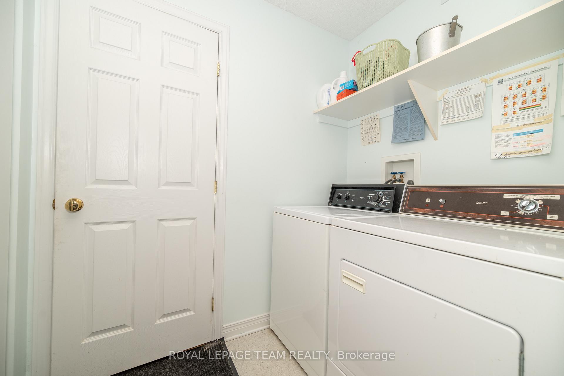 Photo 26 of 807 Kedrosky Drive, Renfrew — HOMEH