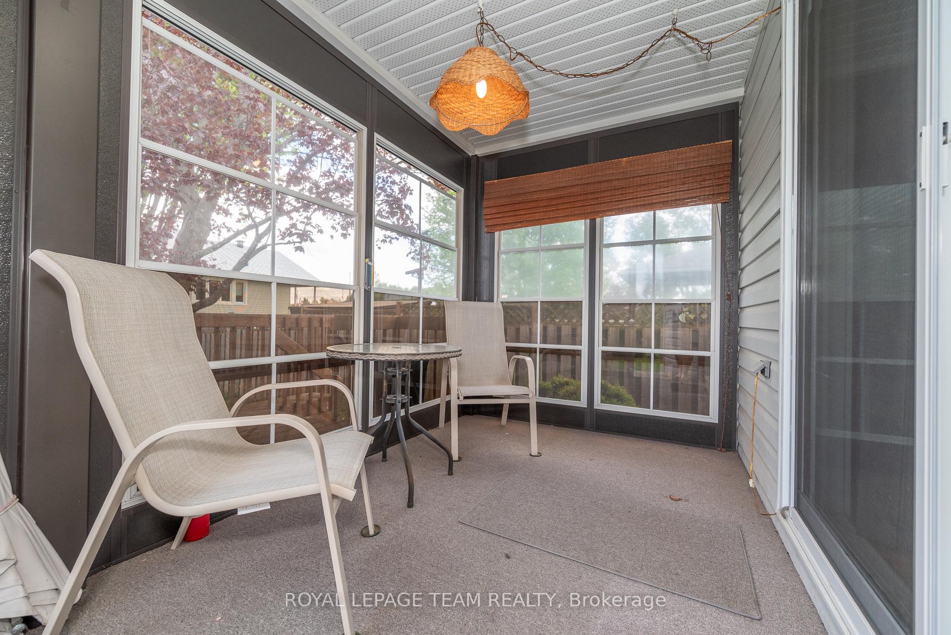 Photo 28 of 807 Kedrosky Drive, Renfrew — HOMEH