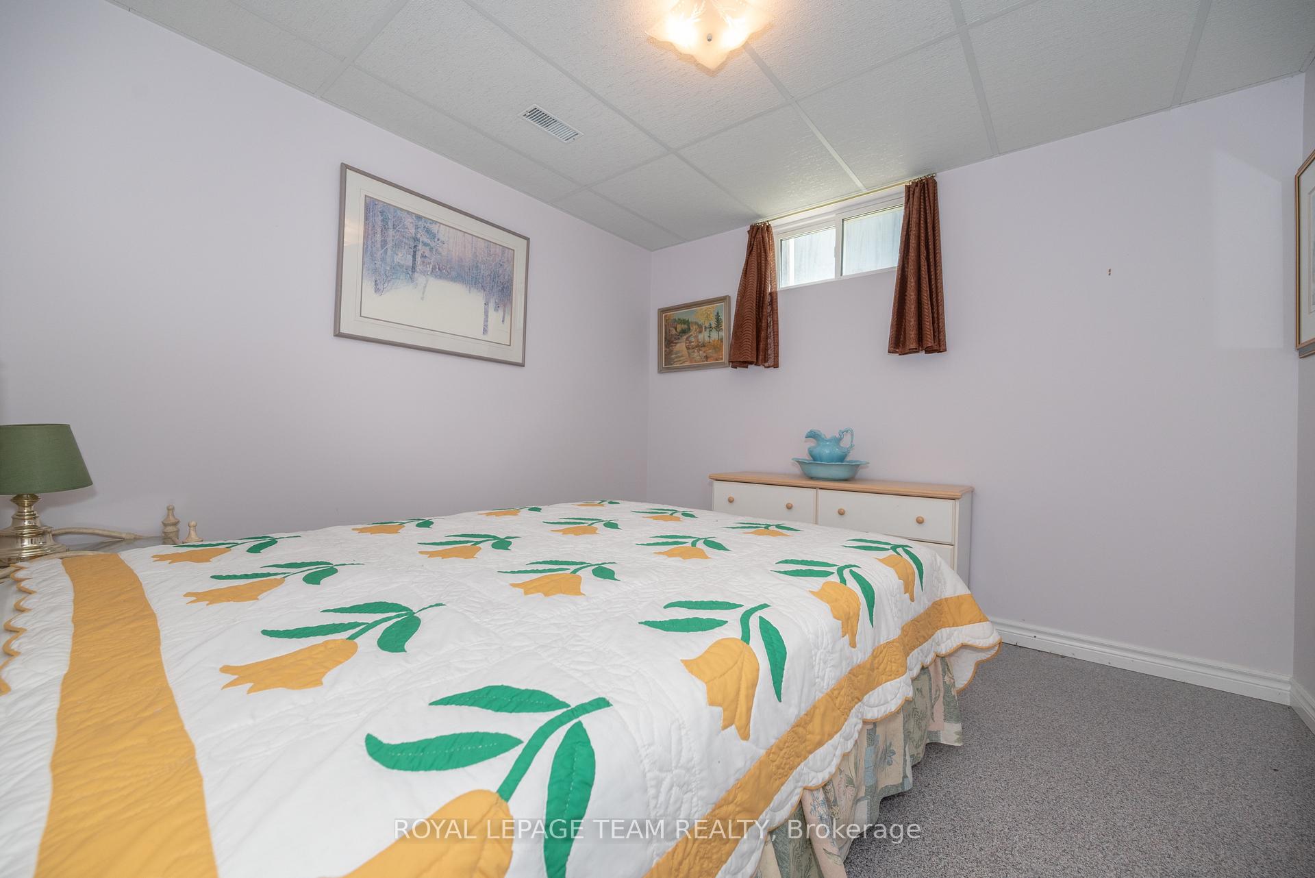 Photo 30 of 807 Kedrosky Drive, Renfrew — HOMEH