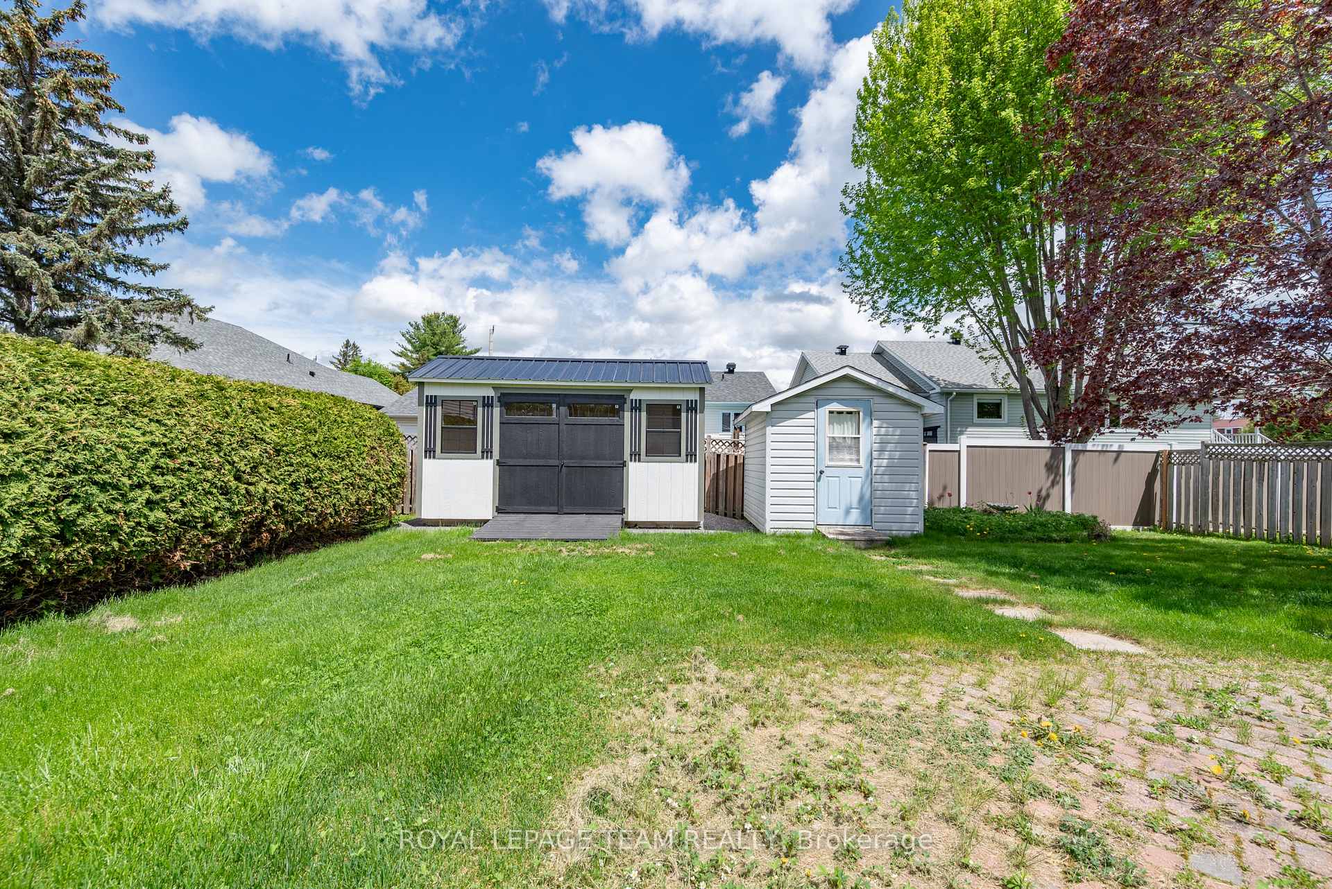 Photo 41 of 807 Kedrosky Drive, Renfrew — HOMEH