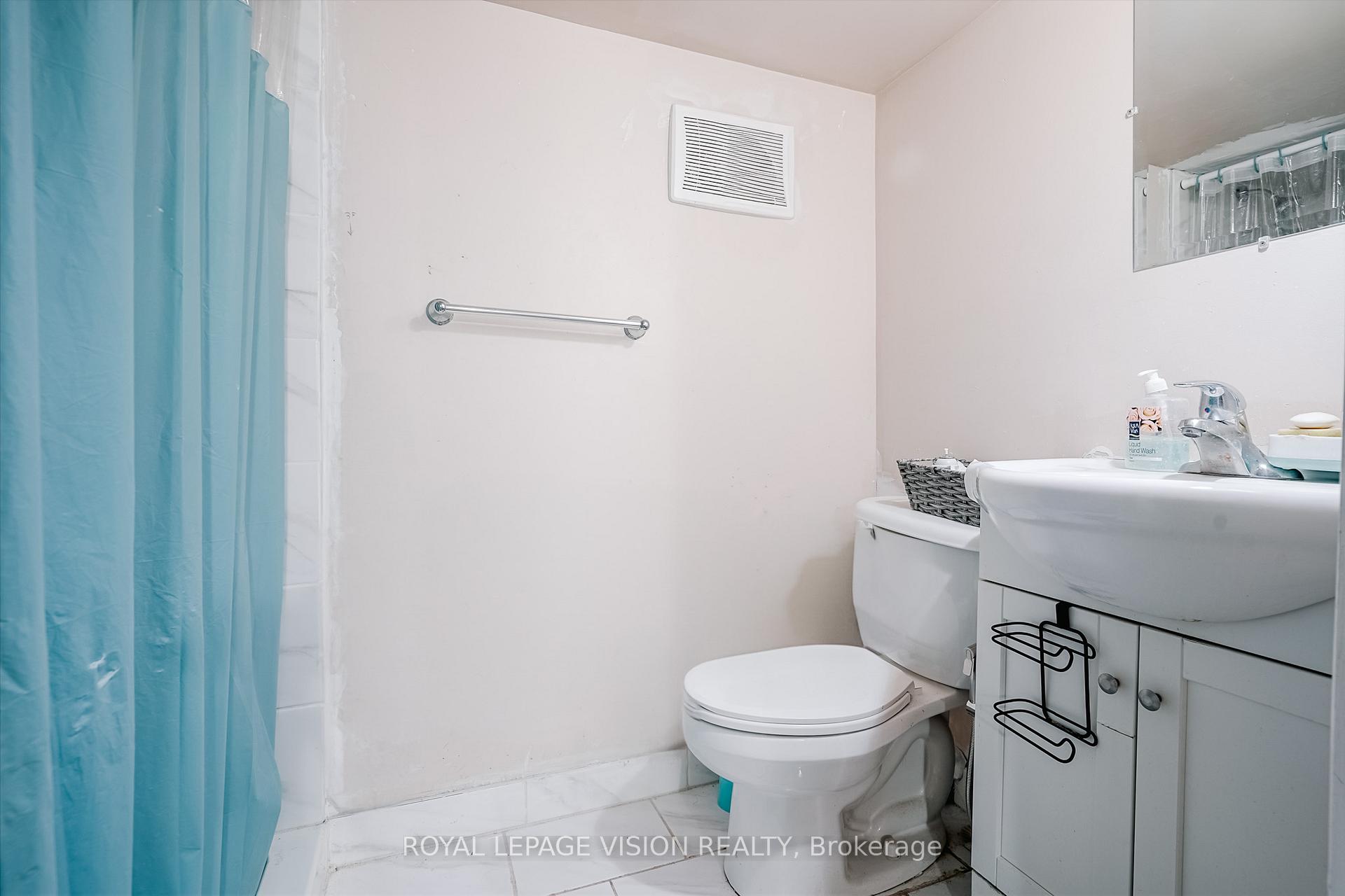 Photo 30 of 105 Luke Street, Oshawa, O'Neill — HOMEH
