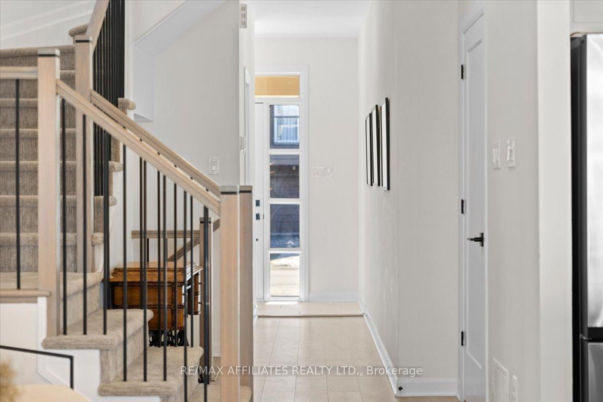 Photo 4 of 651 Prominence Way, Ottawa, Avalon East — HOMEH