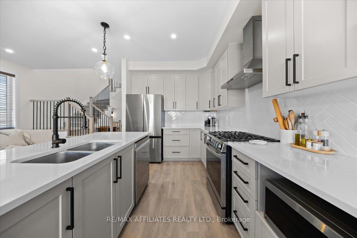 Photo 20 of 651 Prominence Way, Ottawa, Avalon East — HOMEH