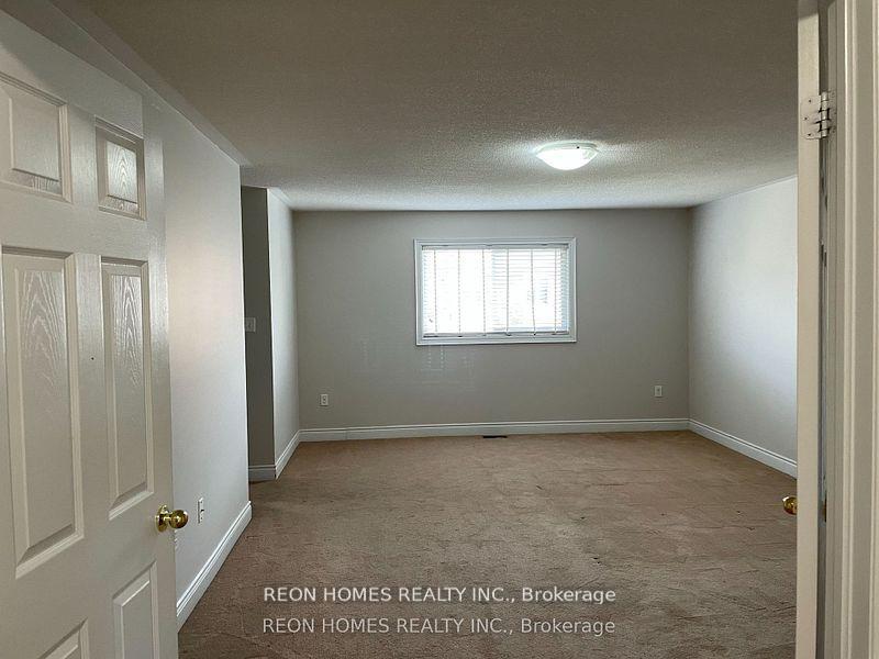Photo 11 of Unit (Main), 1069 Eagle Ridge Drive, Oshawa, Taunton — HOMEH