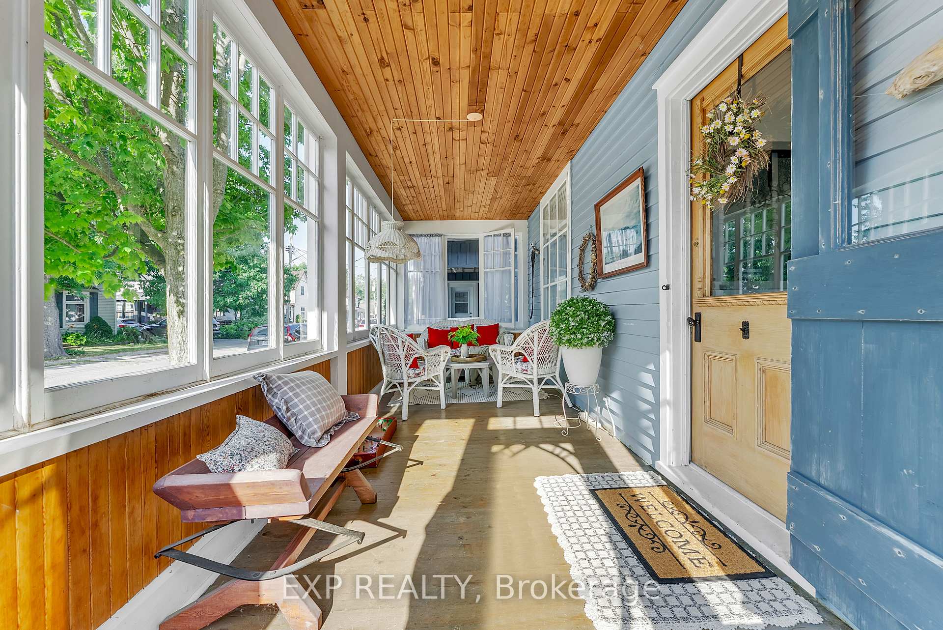 Photo 2 of 301 Noxon Avenue, Prince Edward County, Wellington Ward — HOMEH