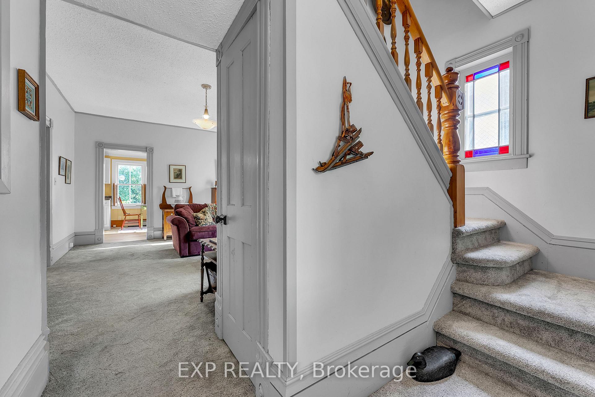 Photo 4 of 301 Noxon Avenue, Prince Edward County, Wellington Ward — HOMEH
