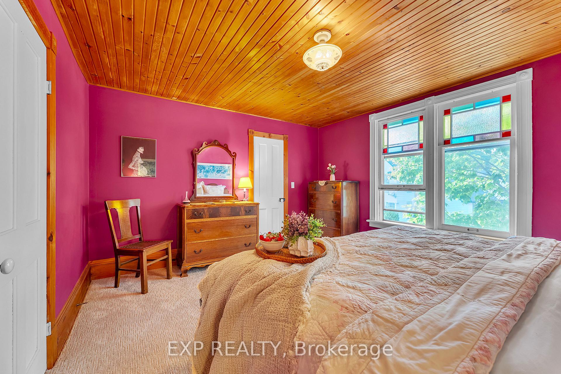 Photo 23 of 301 Noxon Avenue, Prince Edward County, Wellington Ward — HOMEH