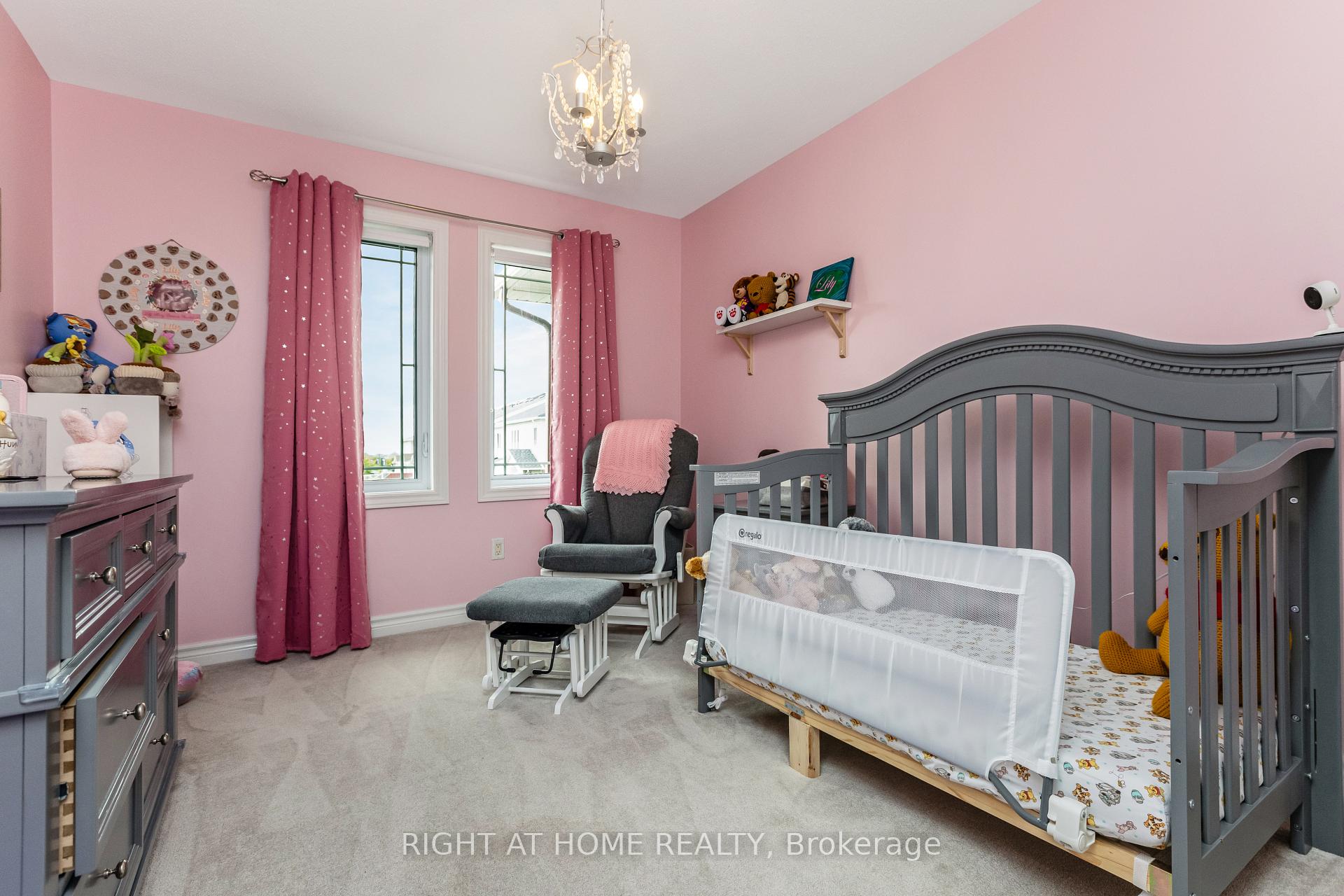 Photo 22 of 302 Vienna Terrace, Ottawa, Avalon East — HOMEH