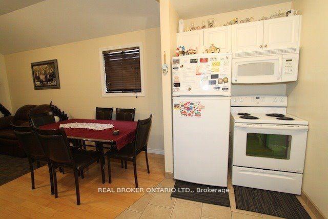Photo 3 of 296 Albert Street, Oshawa, Central — HOMEH