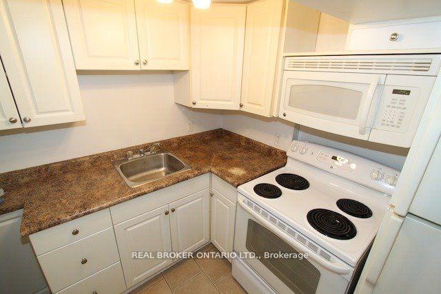 Photo 10 of 296 Albert Street, Oshawa, Central — HOMEH