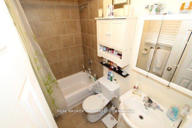 Photo 11 of 296 Albert Street, Oshawa, Central — HOMEH