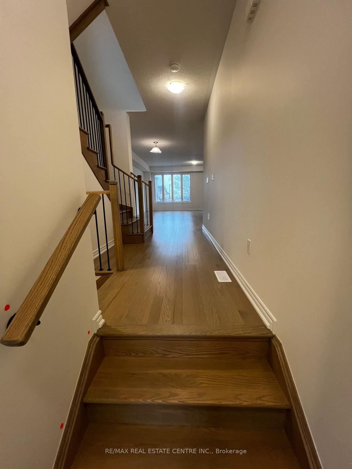Photo 7 of 585 Celandine Terrace, Milton, Walker — HOMEH
