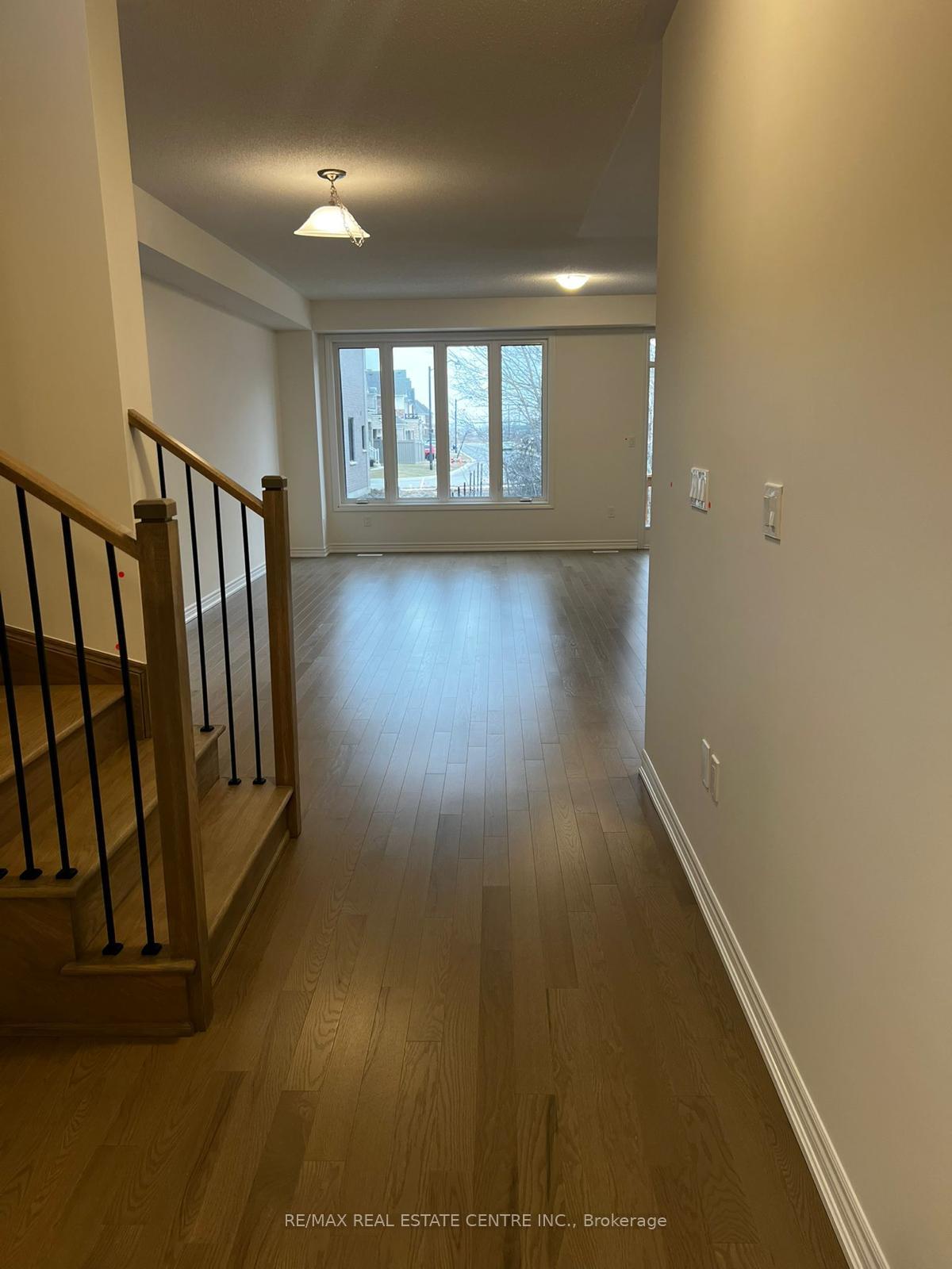 Photo 8 of 585 Celandine Terrace, Milton, Walker — HOMEH