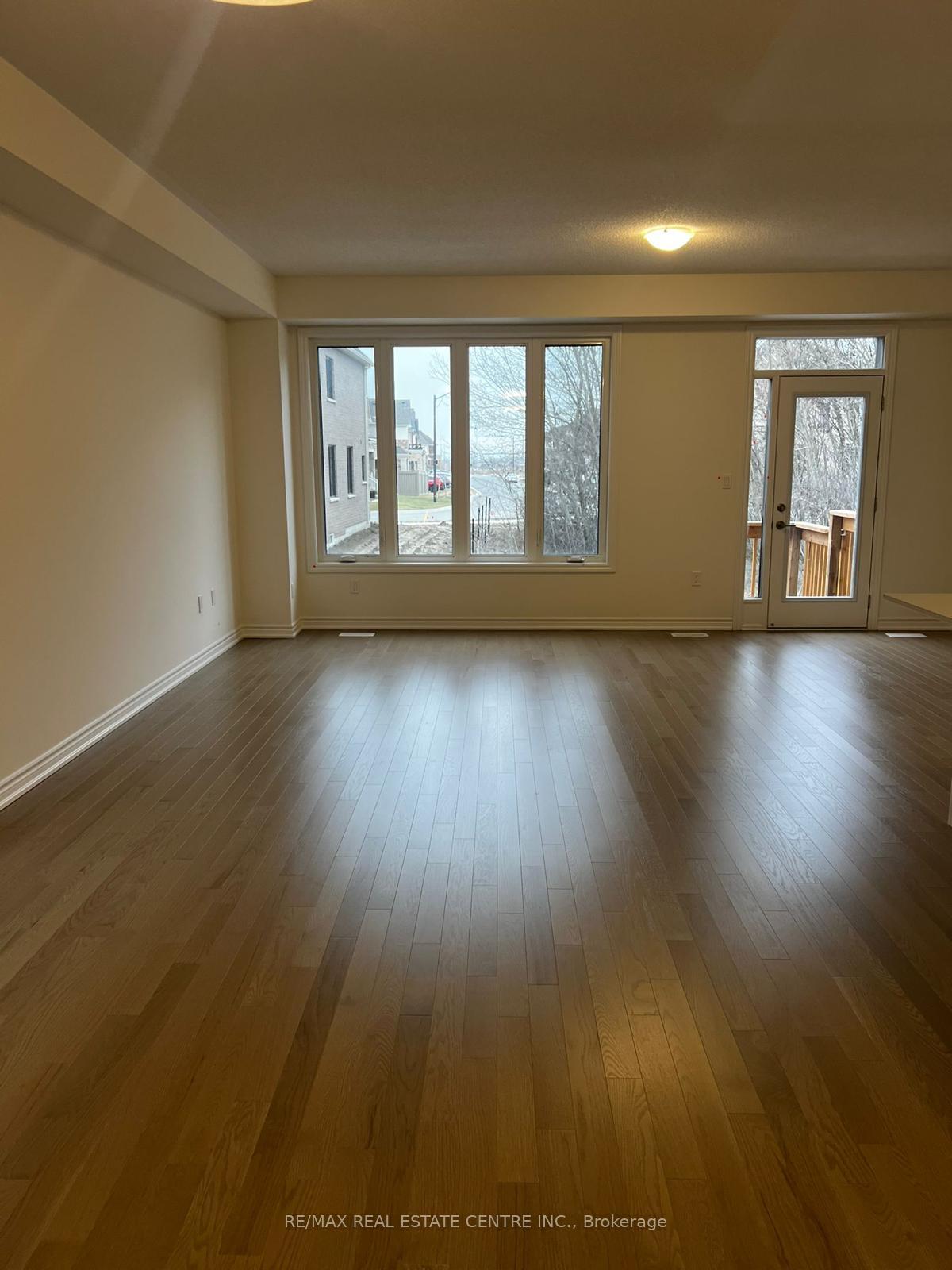 Photo 9 of 585 Celandine Terrace, Milton, Walker — HOMEH