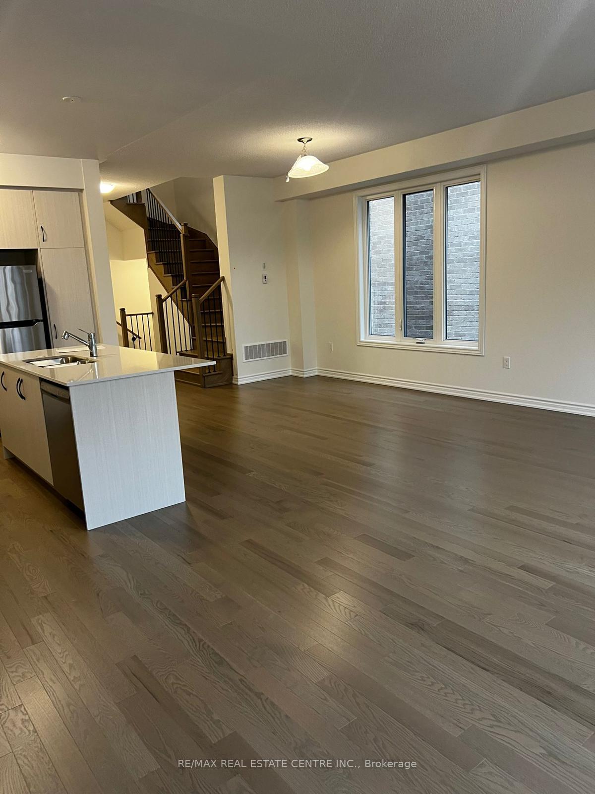 Photo 13 of 585 Celandine Terrace, Milton, Walker — HOMEH
