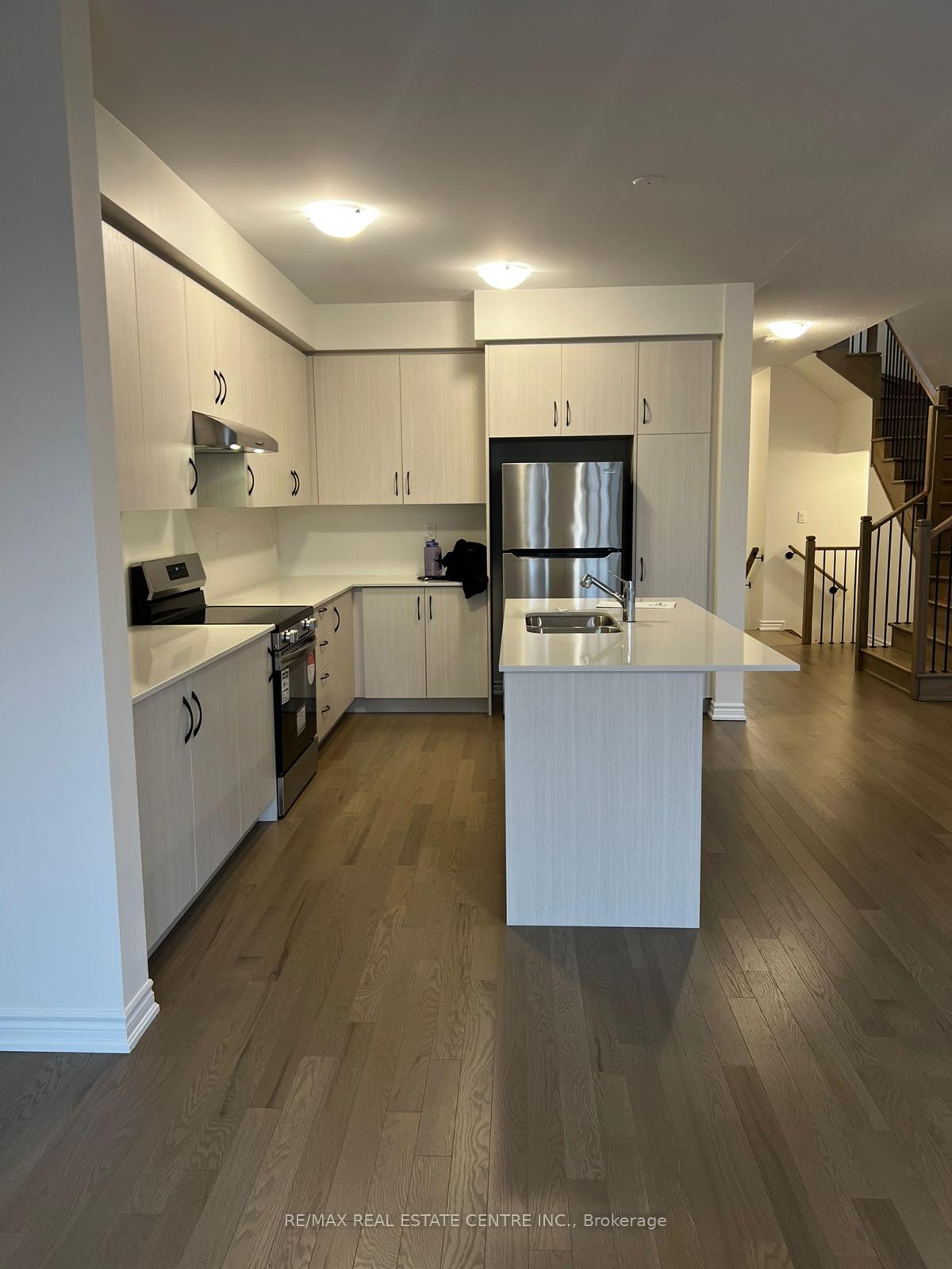 Photo 14 of 585 Celandine Terrace, Milton, Walker — HOMEH
