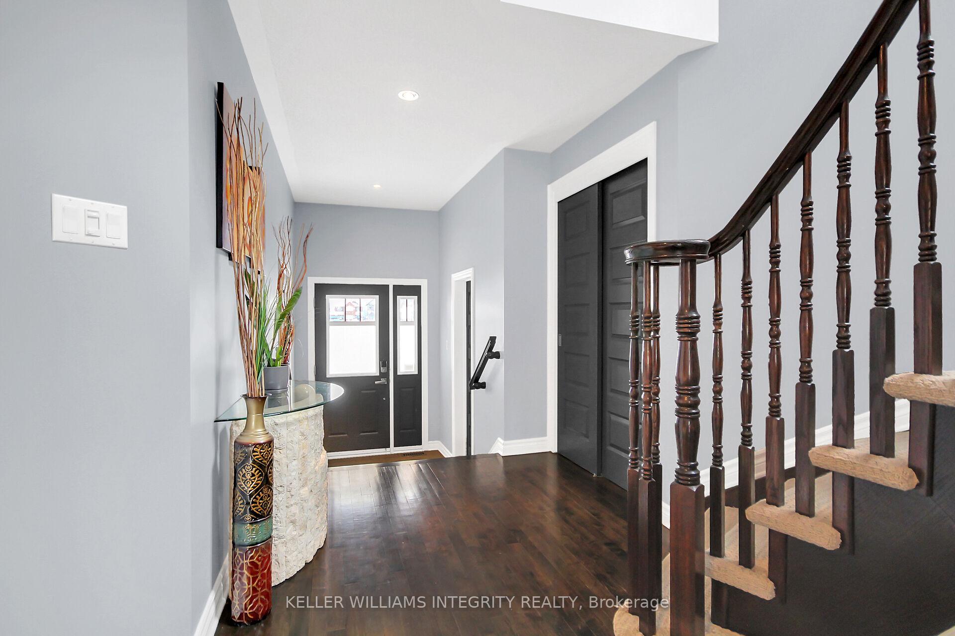 Photo 3 of 830 Ashenvale Way, Ottawa, Avalon East — HOMEH