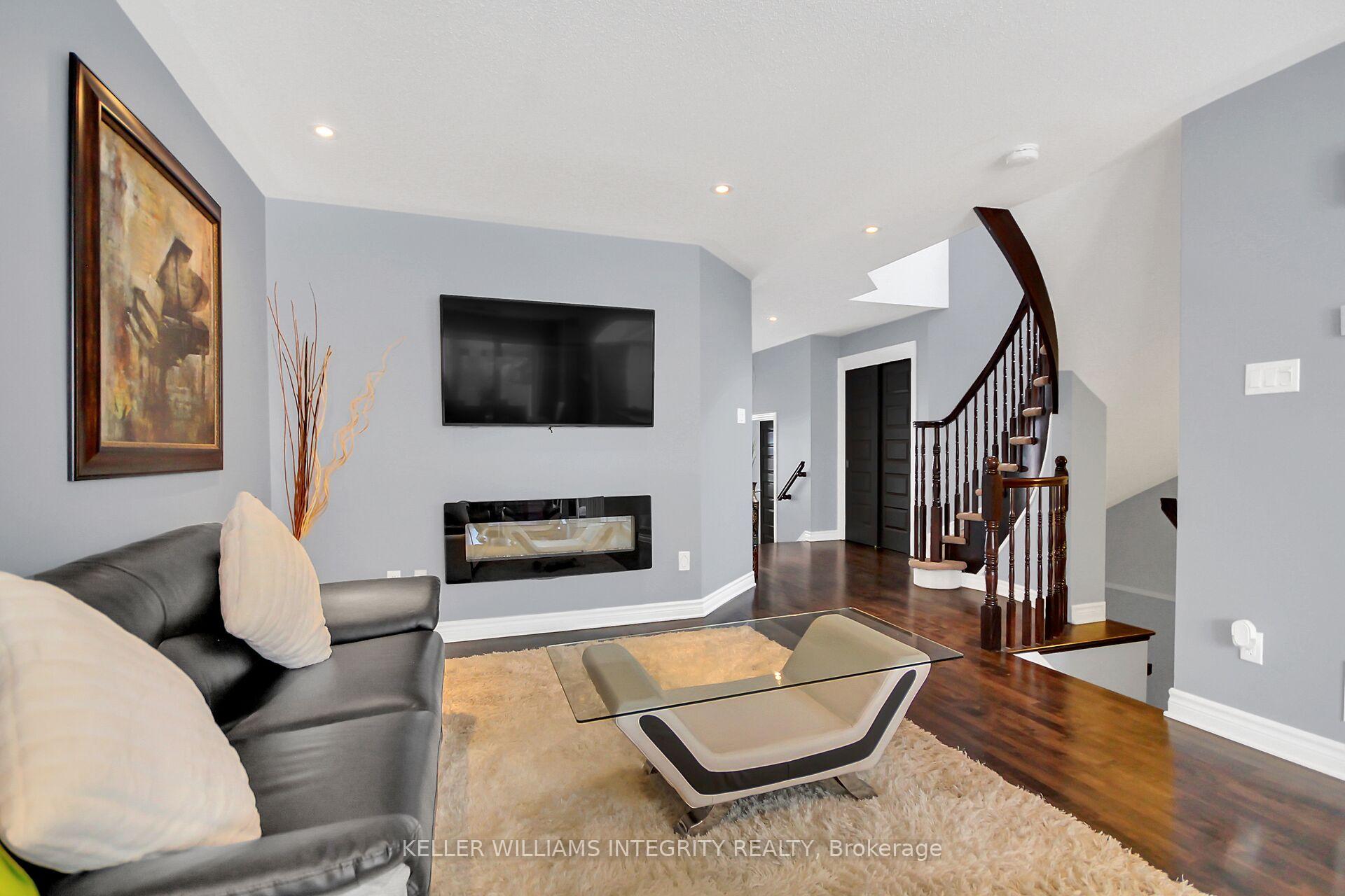 Photo 5 of 830 Ashenvale Way, Ottawa, Avalon East — HOMEH