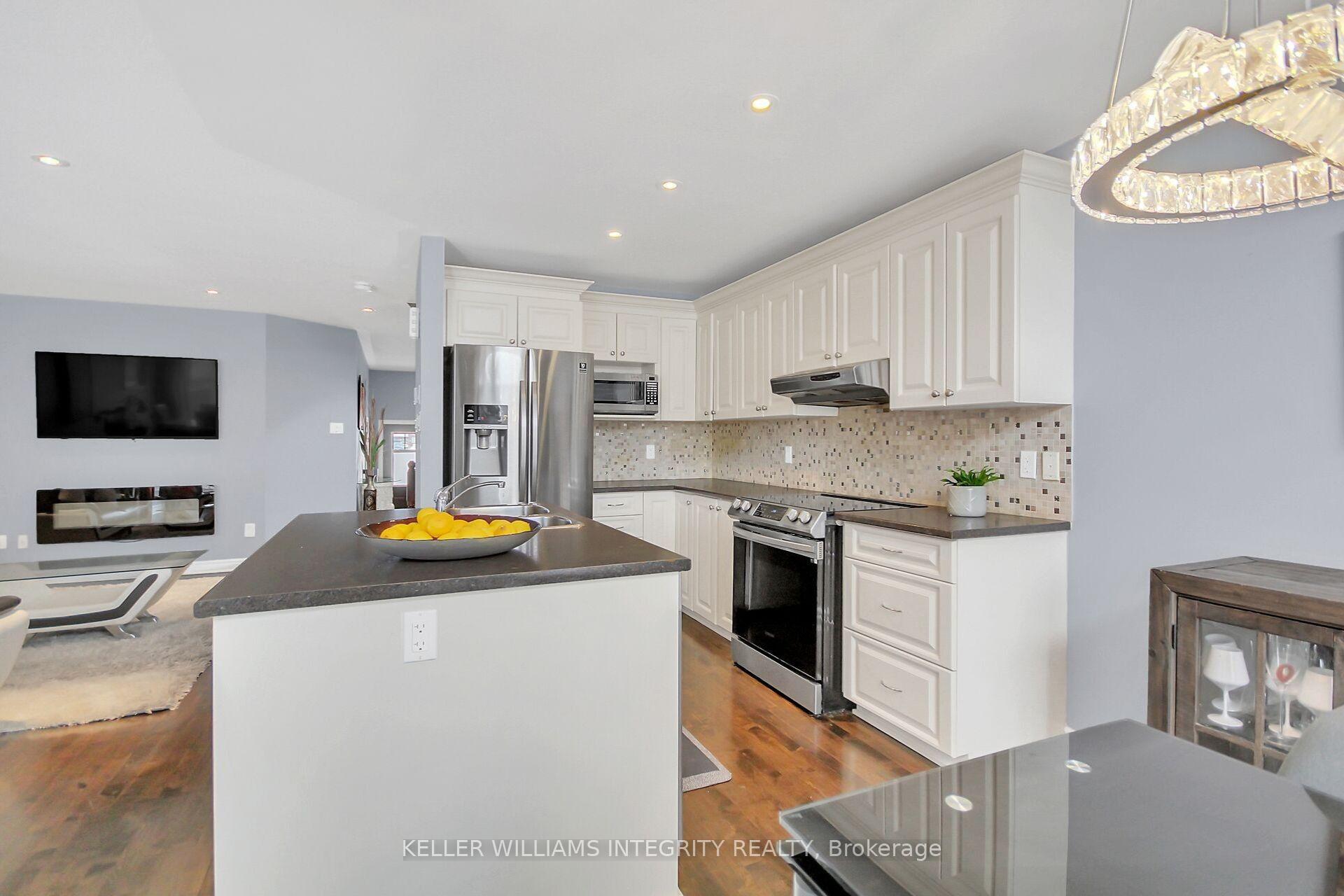 Photo 17 of 830 Ashenvale Way, Ottawa, Avalon East — HOMEH