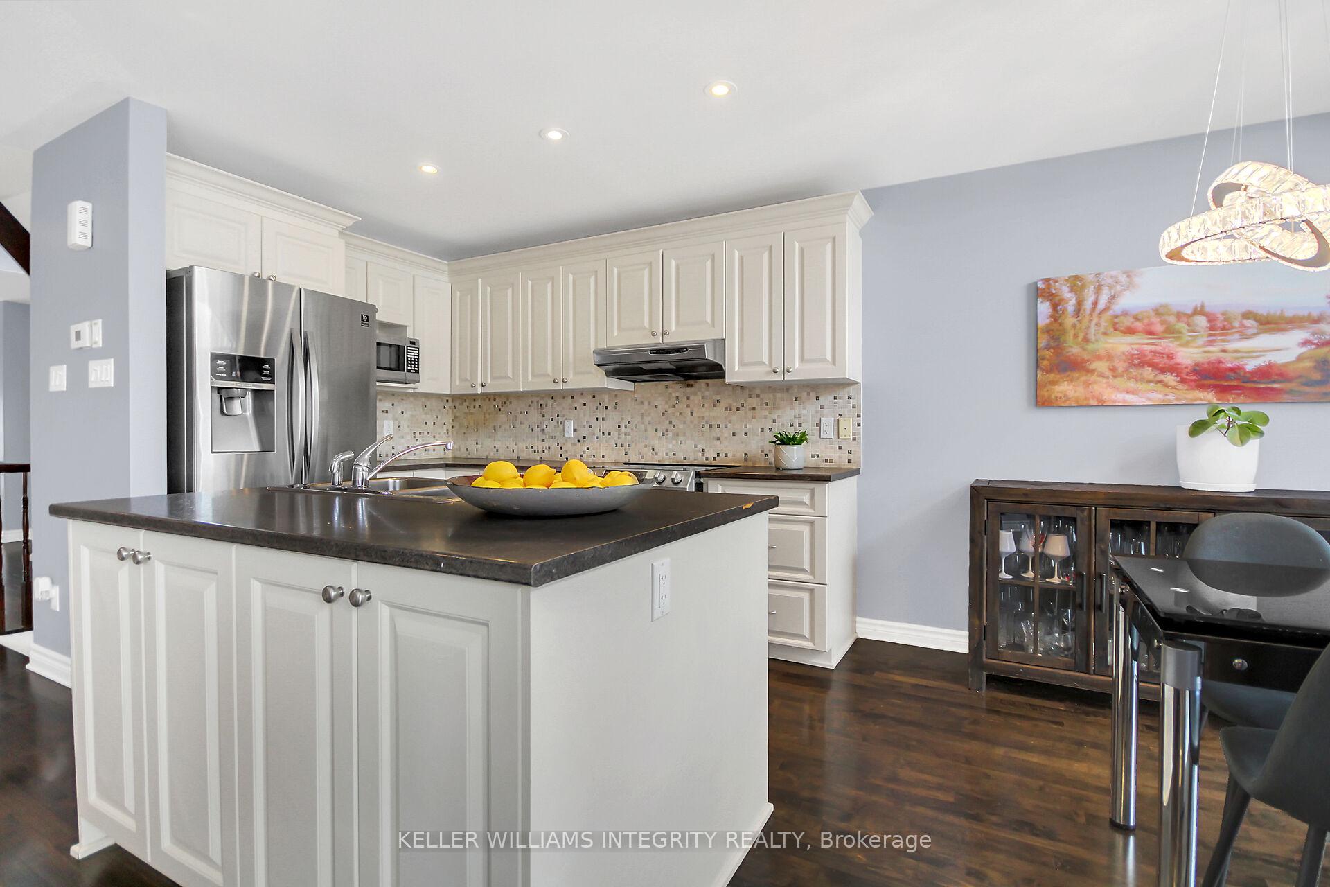 Photo 18 of 830 Ashenvale Way, Ottawa, Avalon East — HOMEH