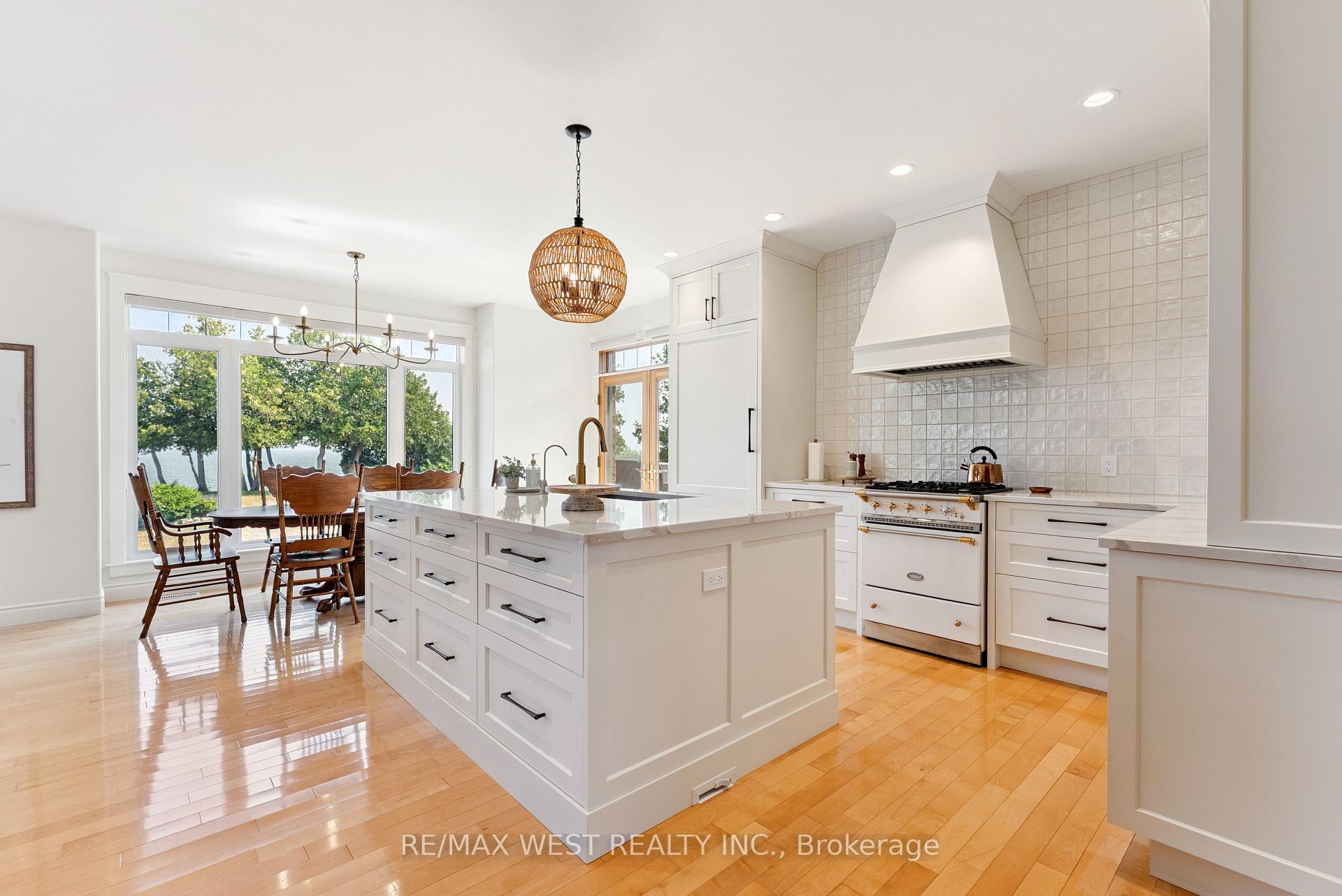 Photo 6 of 19 Skiff Cove Road, Prince Edward County, Wellington Ward — HOMEH