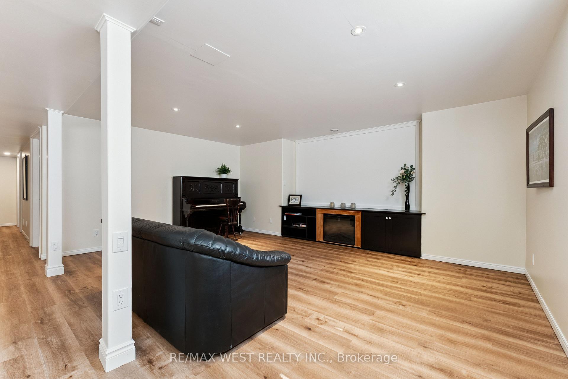 Photo 13 of 19 Skiff Cove Road, Prince Edward County, Wellington Ward — HOMEH