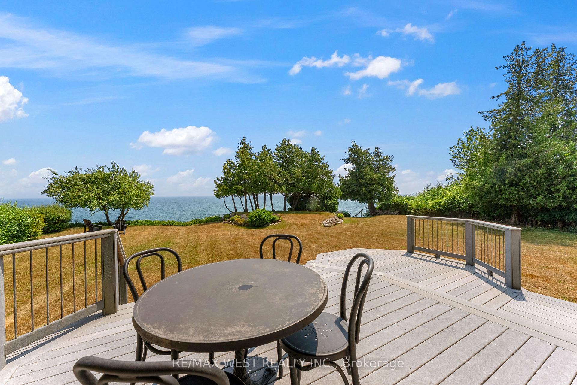 Photo 17 of 19 Skiff Cove Road, Prince Edward County, Wellington Ward — HOMEH