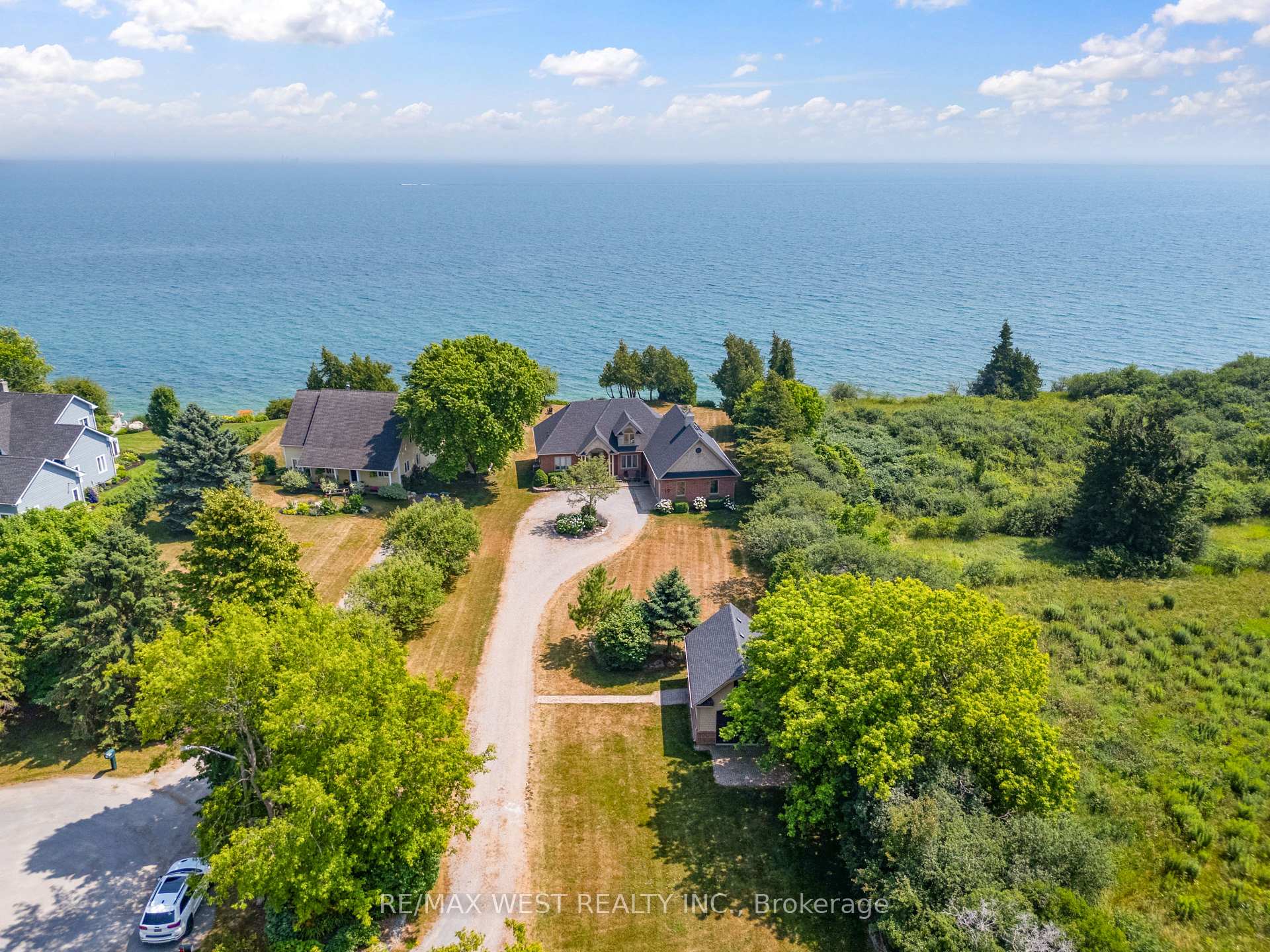 Photo 18 of 19 Skiff Cove Road, Prince Edward County, Wellington Ward — HOMEH