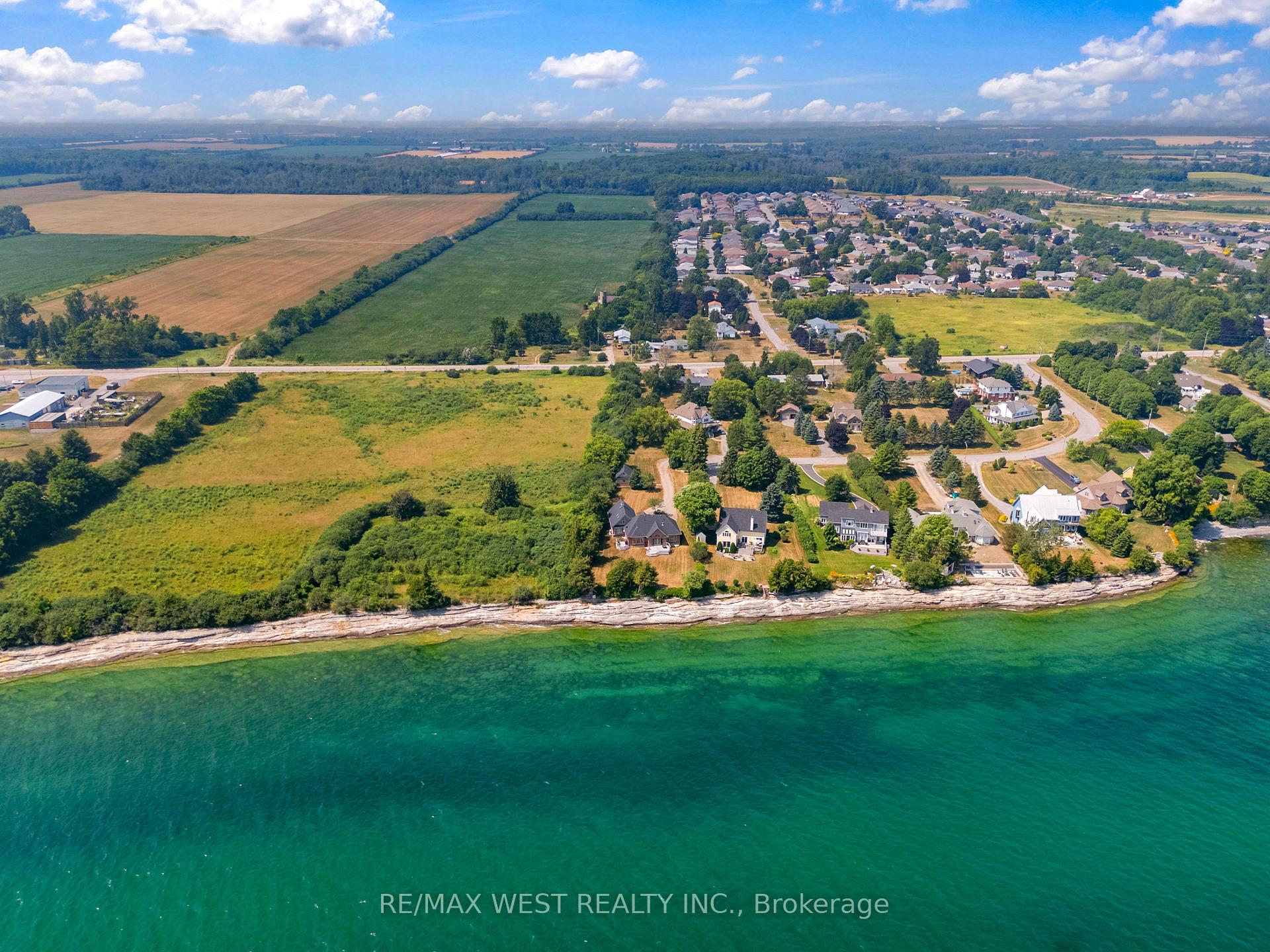 Photo 21 of 19 Skiff Cove Road, Prince Edward County, Wellington Ward — HOMEH