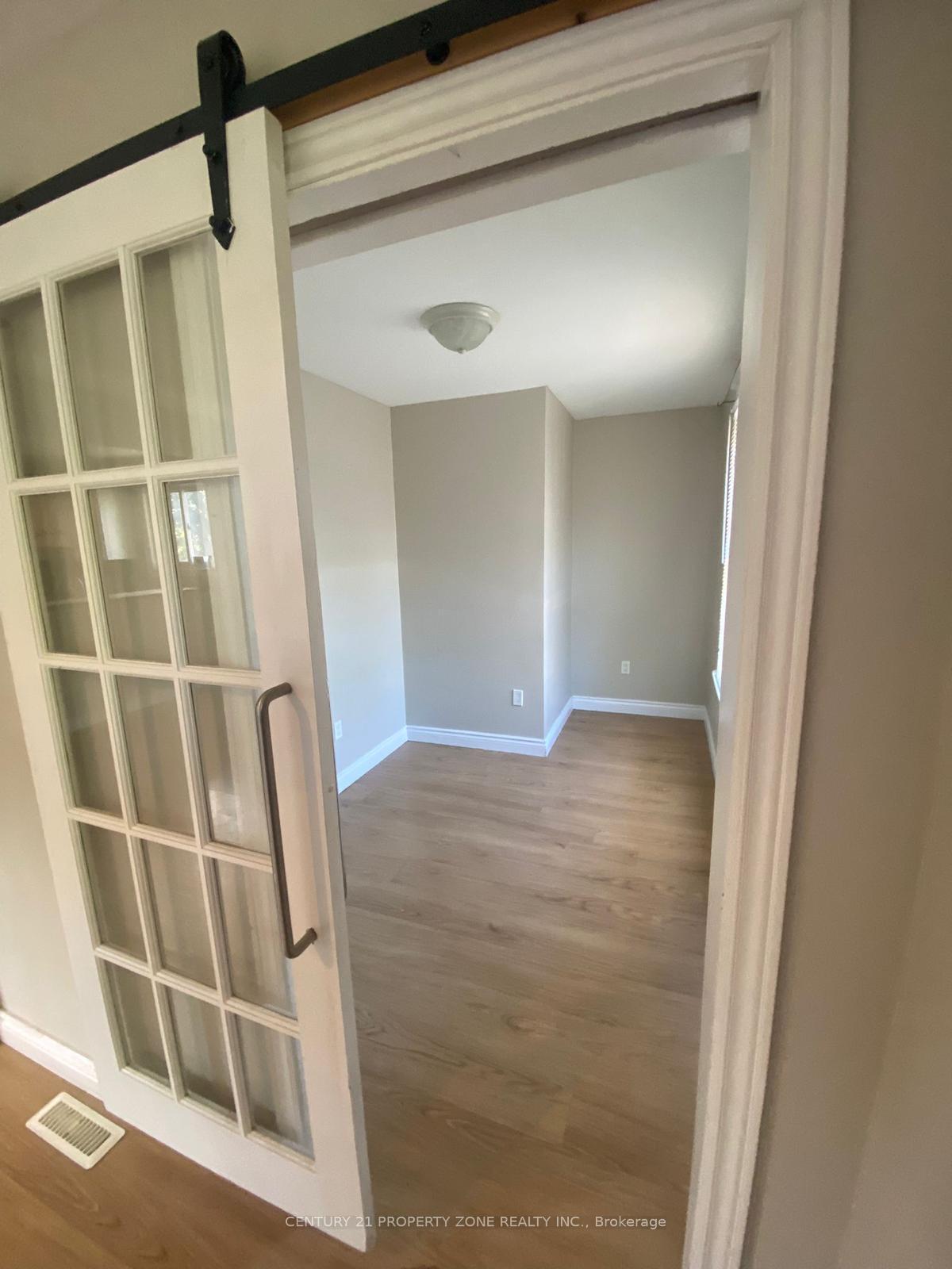 Photo 11 of Unit 2, 238 Mary Street N, Oshawa, O'Neill — HOMEH