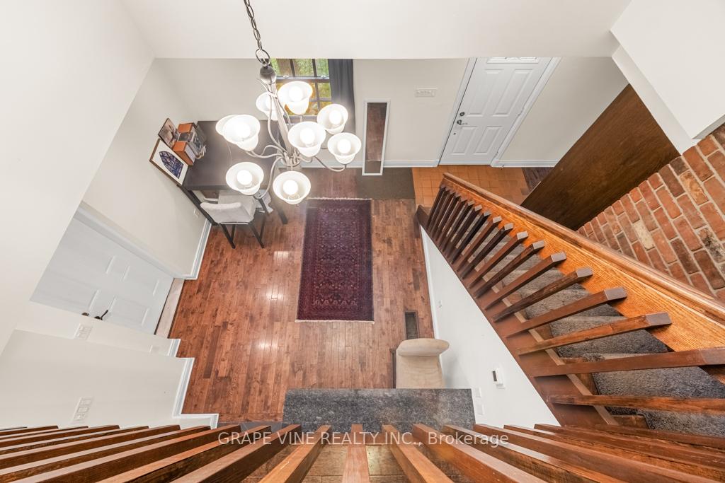 Photo 10 of 181 Maple Lane, Ottawa, Rockcliffe — HOMEH