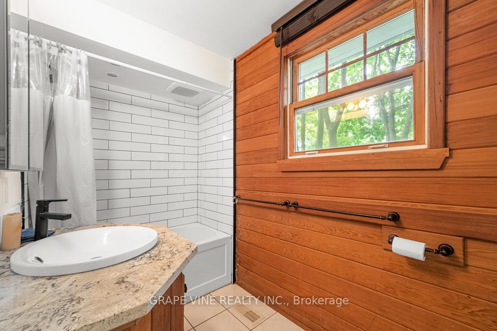 Photo 16 of 181 Maple Lane, Ottawa, Rockcliffe — HOMEH