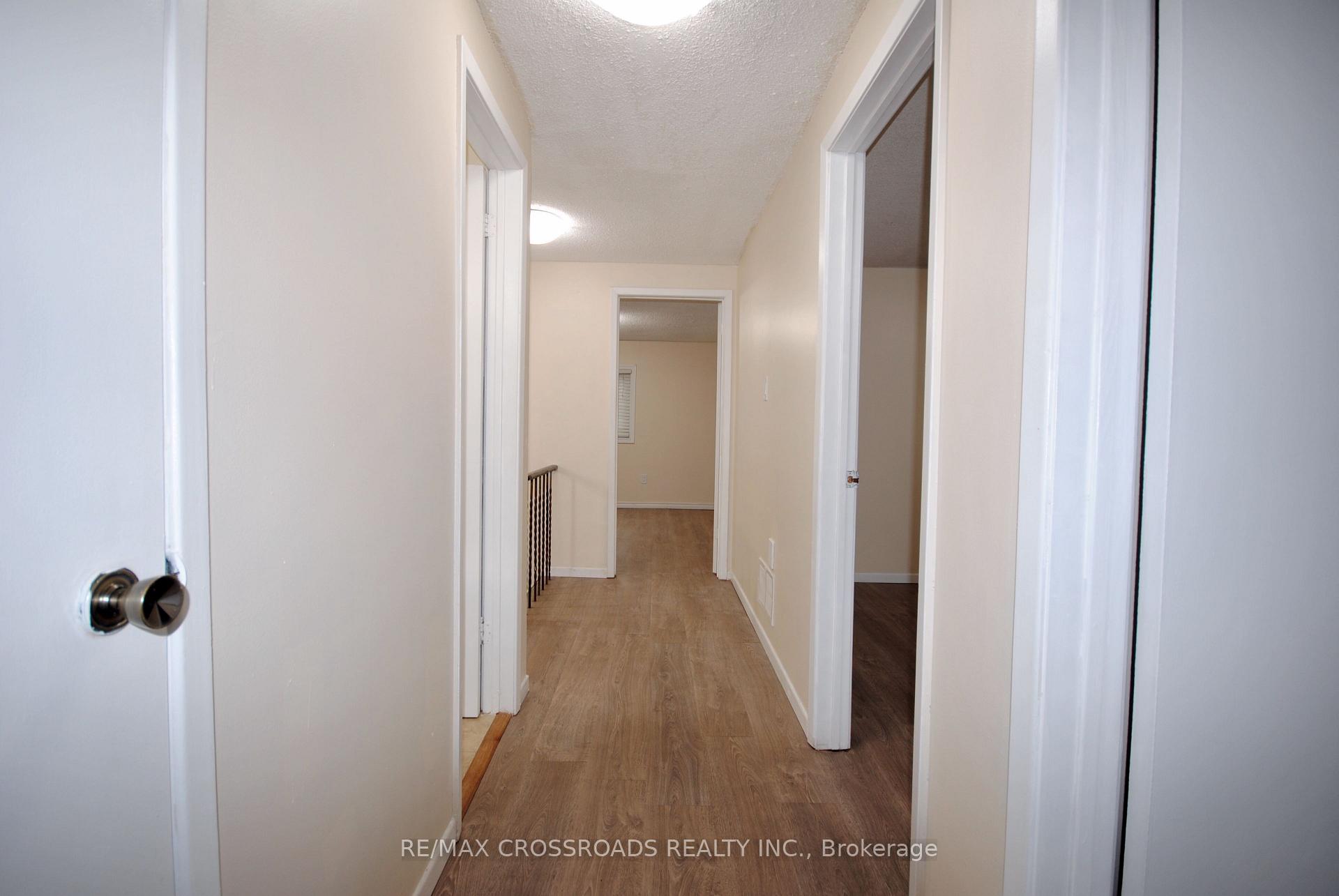 Photo 10 of 1561 Geta Circle, Pickering, Village East — HOMEH