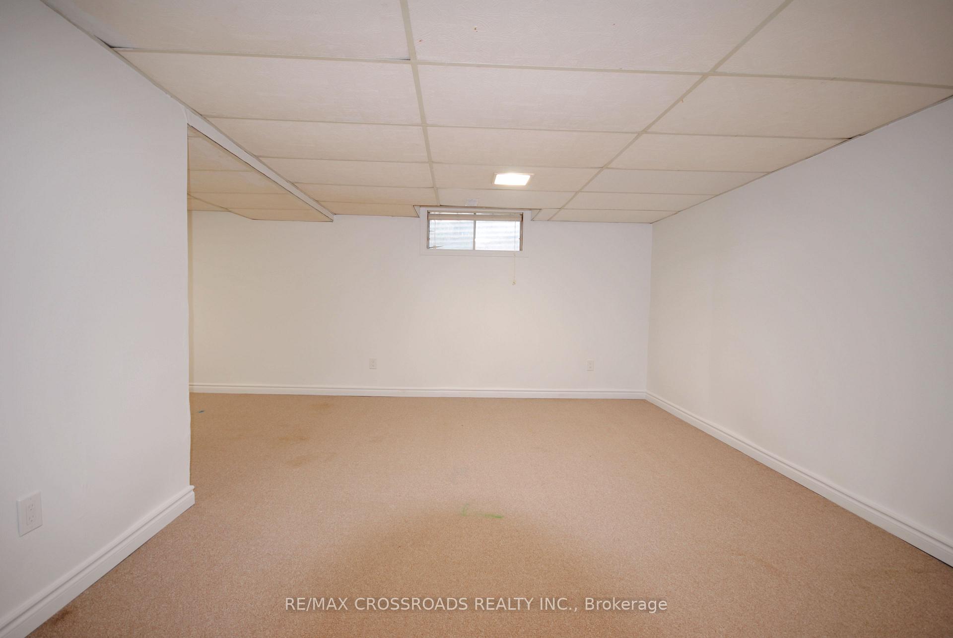 Photo 15 of 1561 Geta Circle, Pickering, Village East — HOMEH