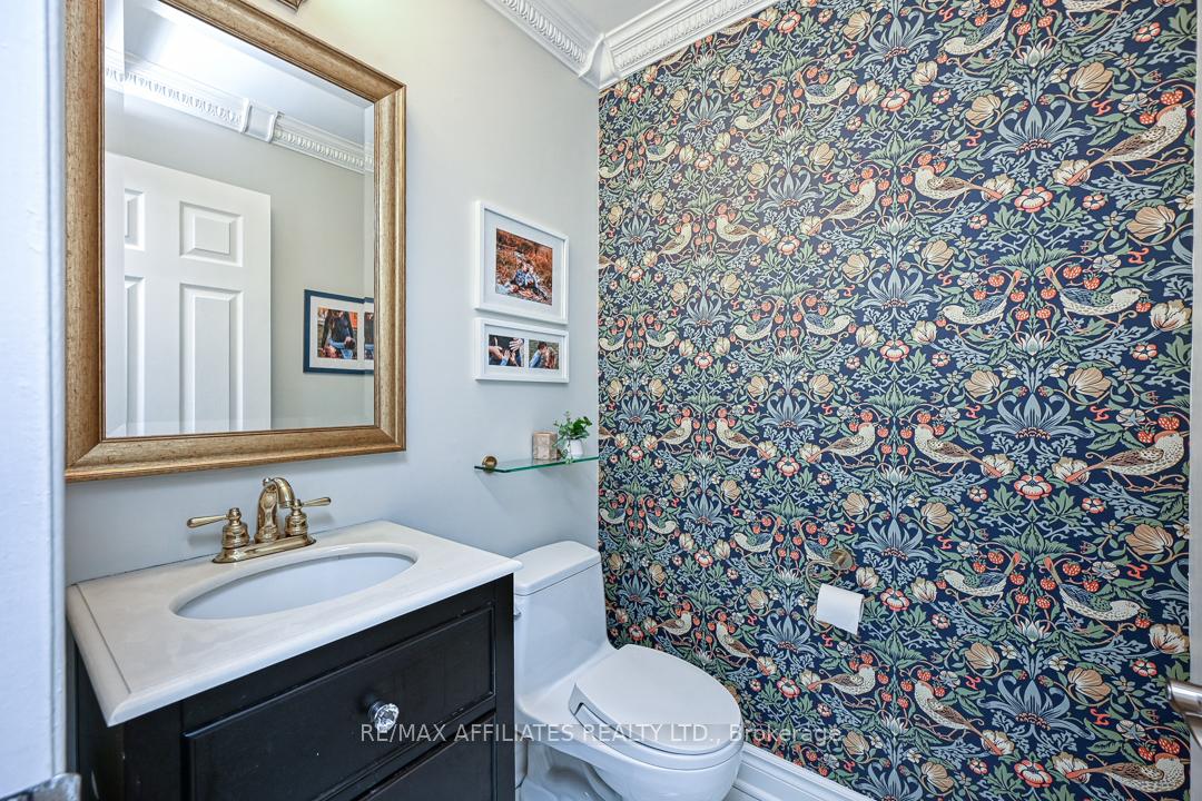 Photo 4 of 1635 Royal Orchard Drive, Ottawa, Cumberland Estates — HOMEH