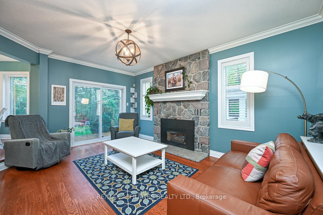 Photo 12 of 1635 Royal Orchard Drive, Ottawa, Cumberland Estates — HOMEH