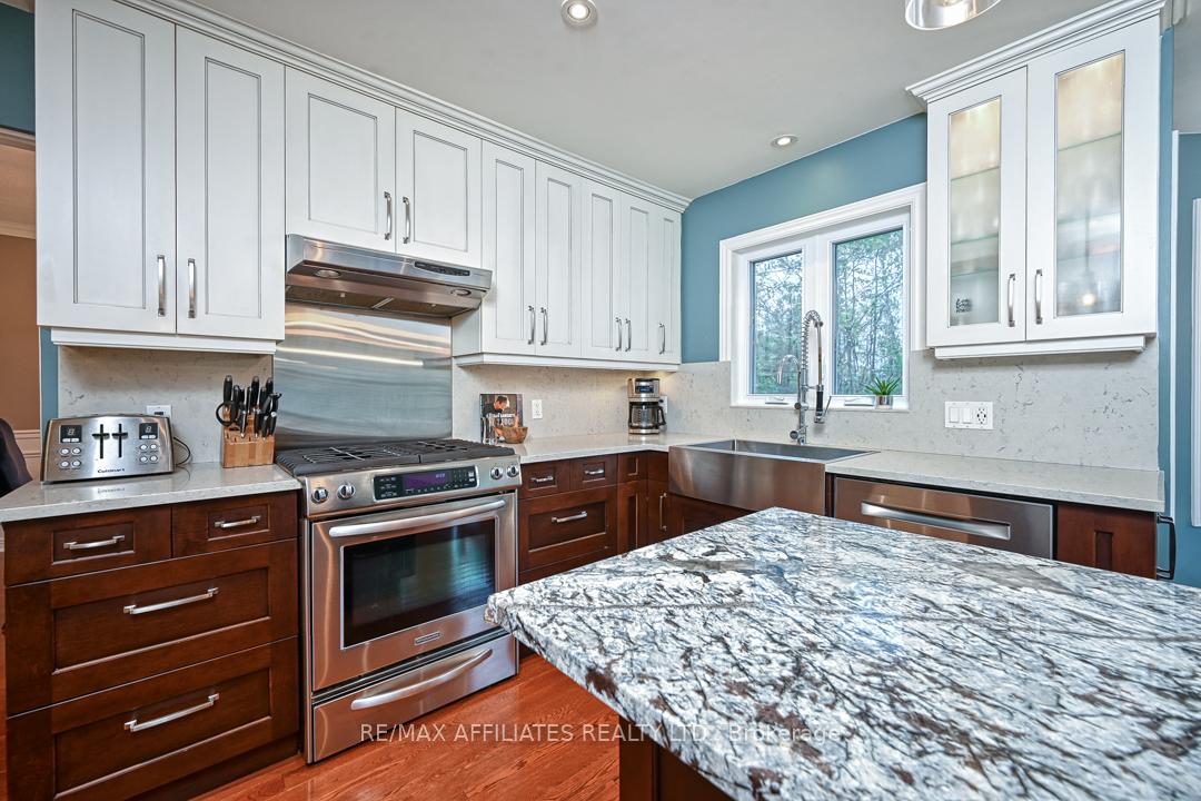 Photo 18 of 1635 Royal Orchard Drive, Ottawa, Cumberland Estates — HOMEH