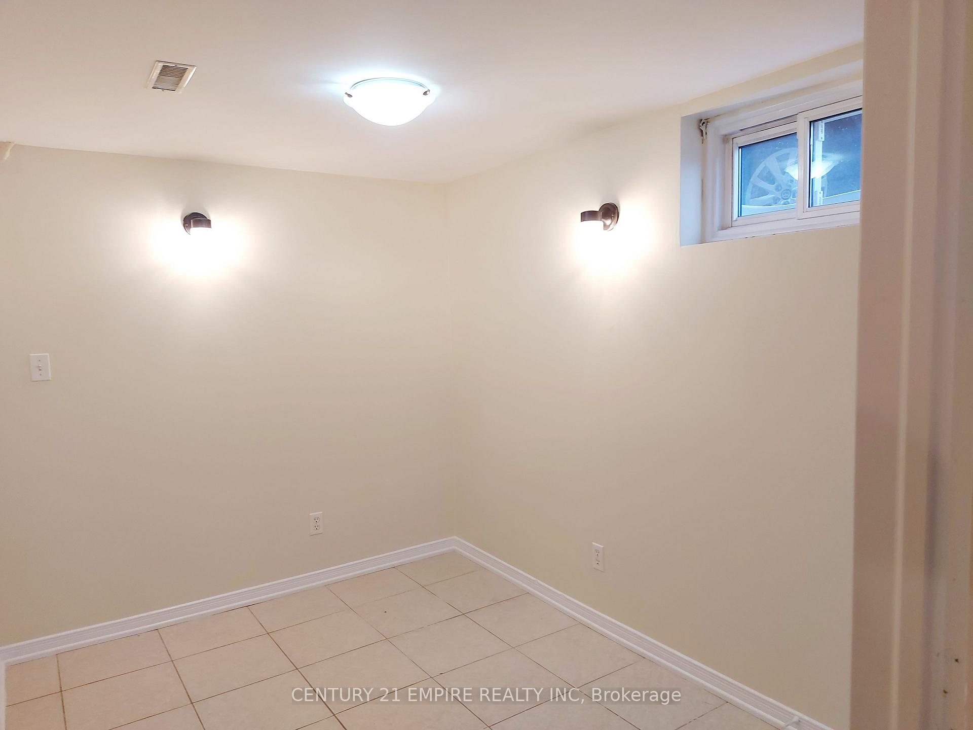 Photo 7 of Unit -Lower, 630 Perry Crescent, Oshawa, Vanier — HOMEH