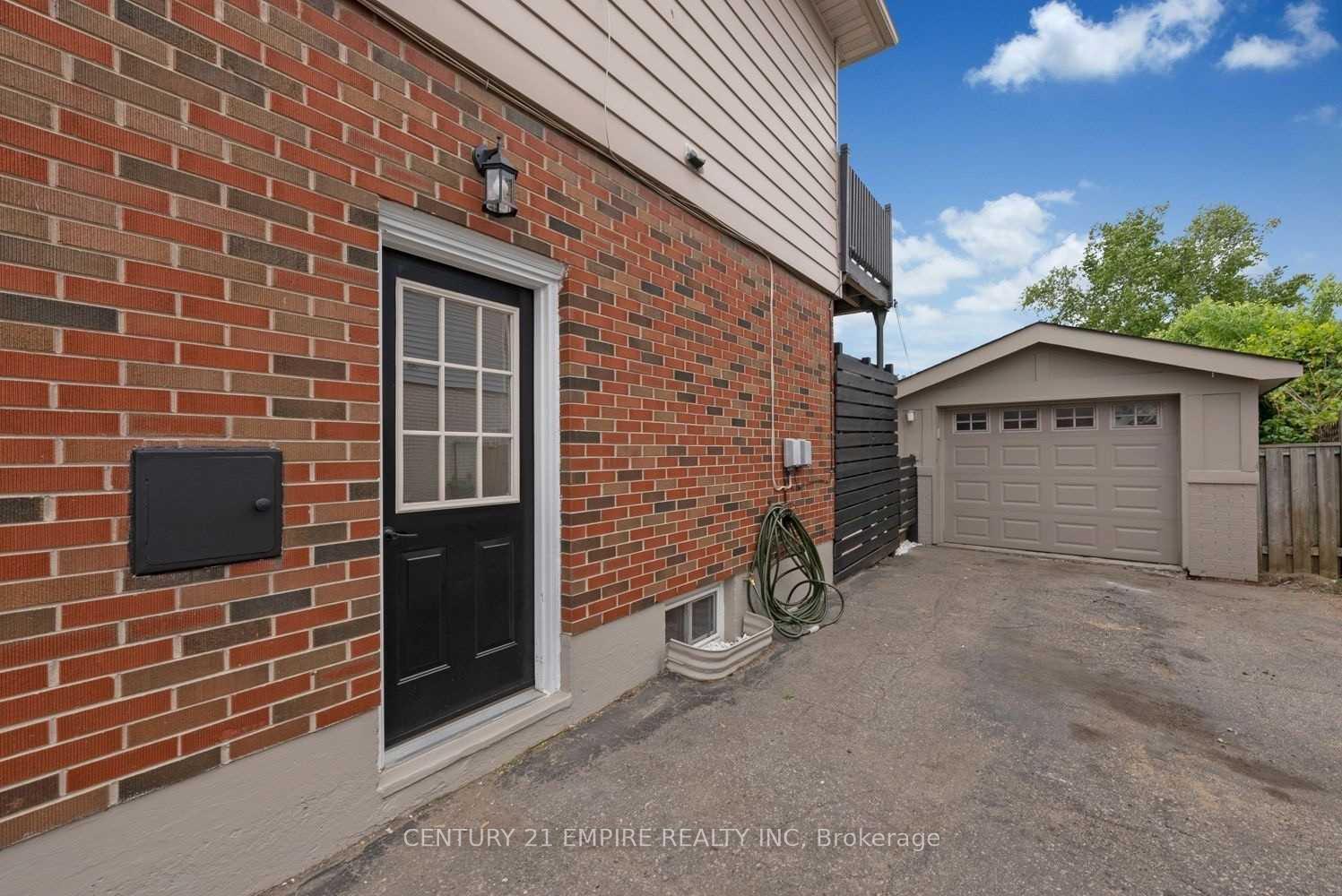 Photo 10 of Unit -Lower, 630 Perry Crescent, Oshawa, Vanier — HOMEH